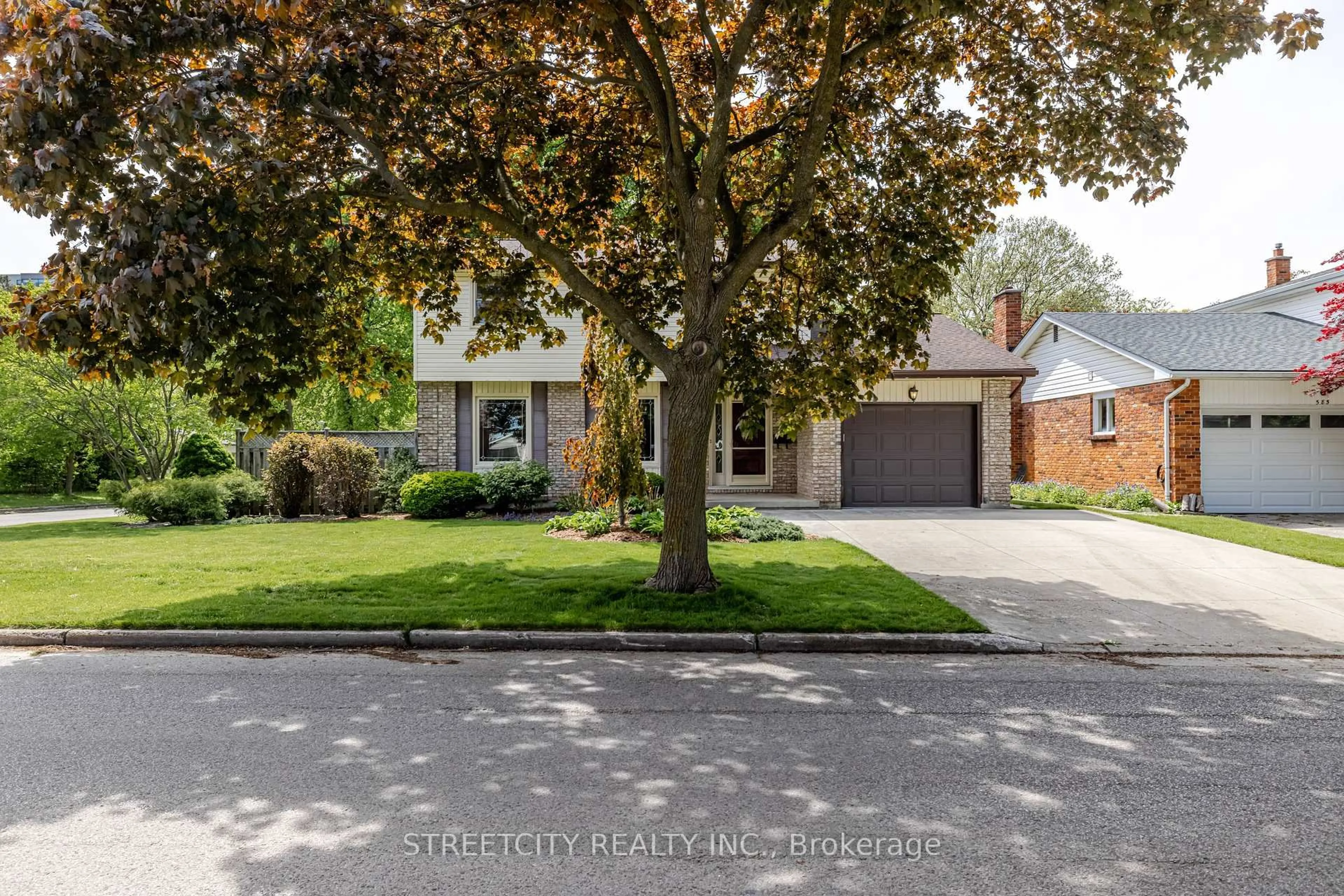 Unknown for 589 Steeplechase Dr, London South Ontario N6J 3N9