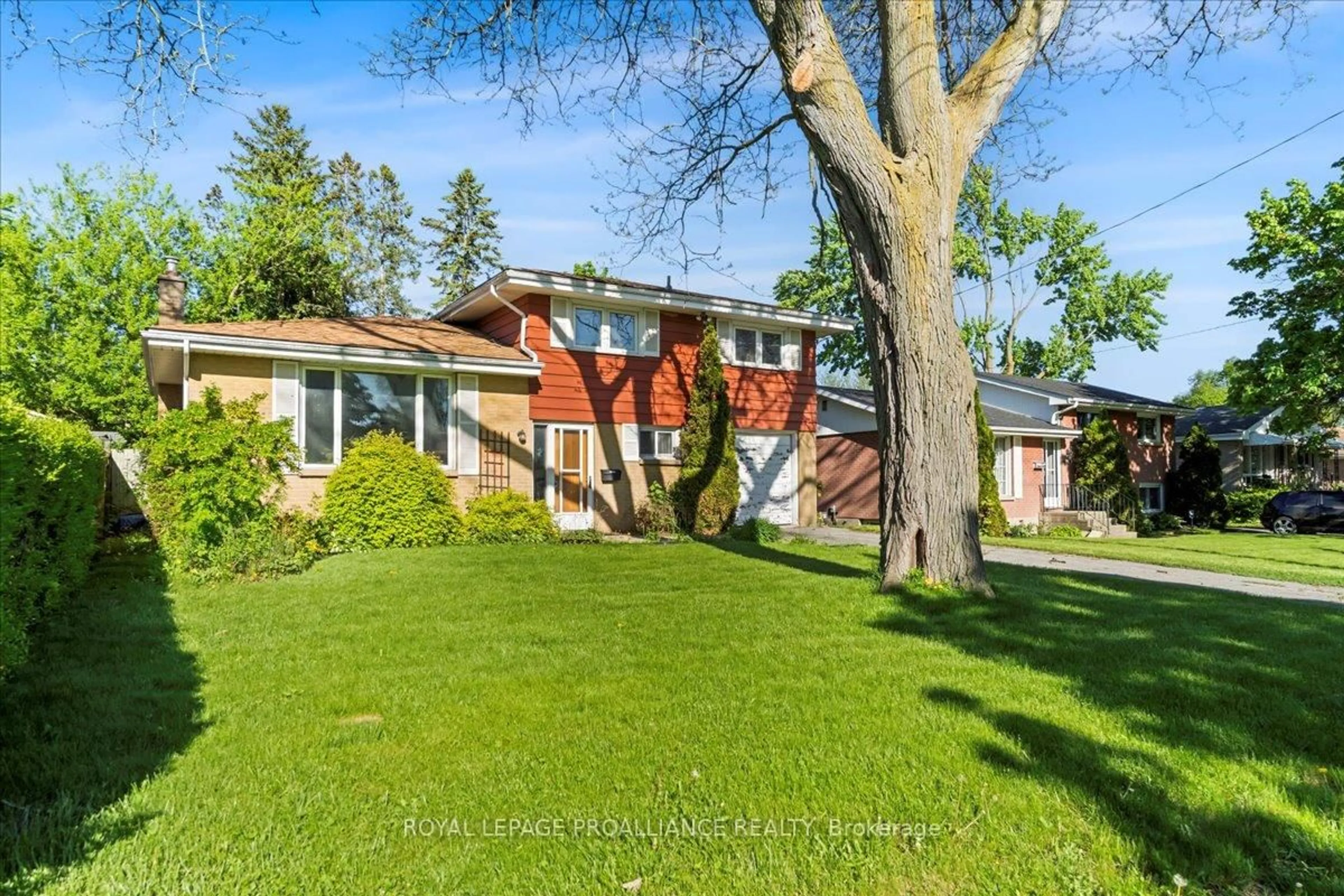 Unknown for 19 Alfred Dr, Belleville Ontario K8N 4M6