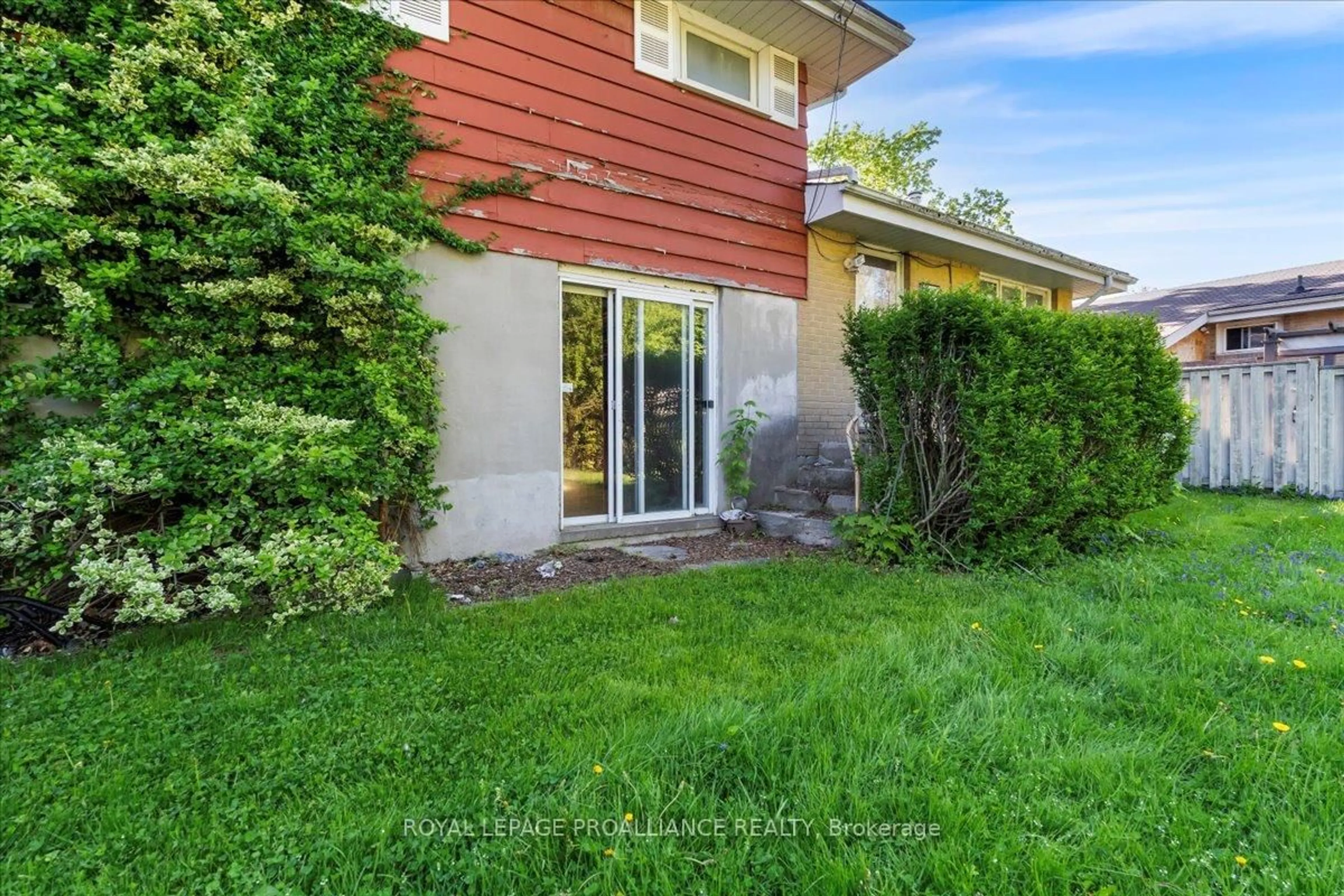 Unknown for 19 Alfred Dr, Belleville Ontario K8N 4M6