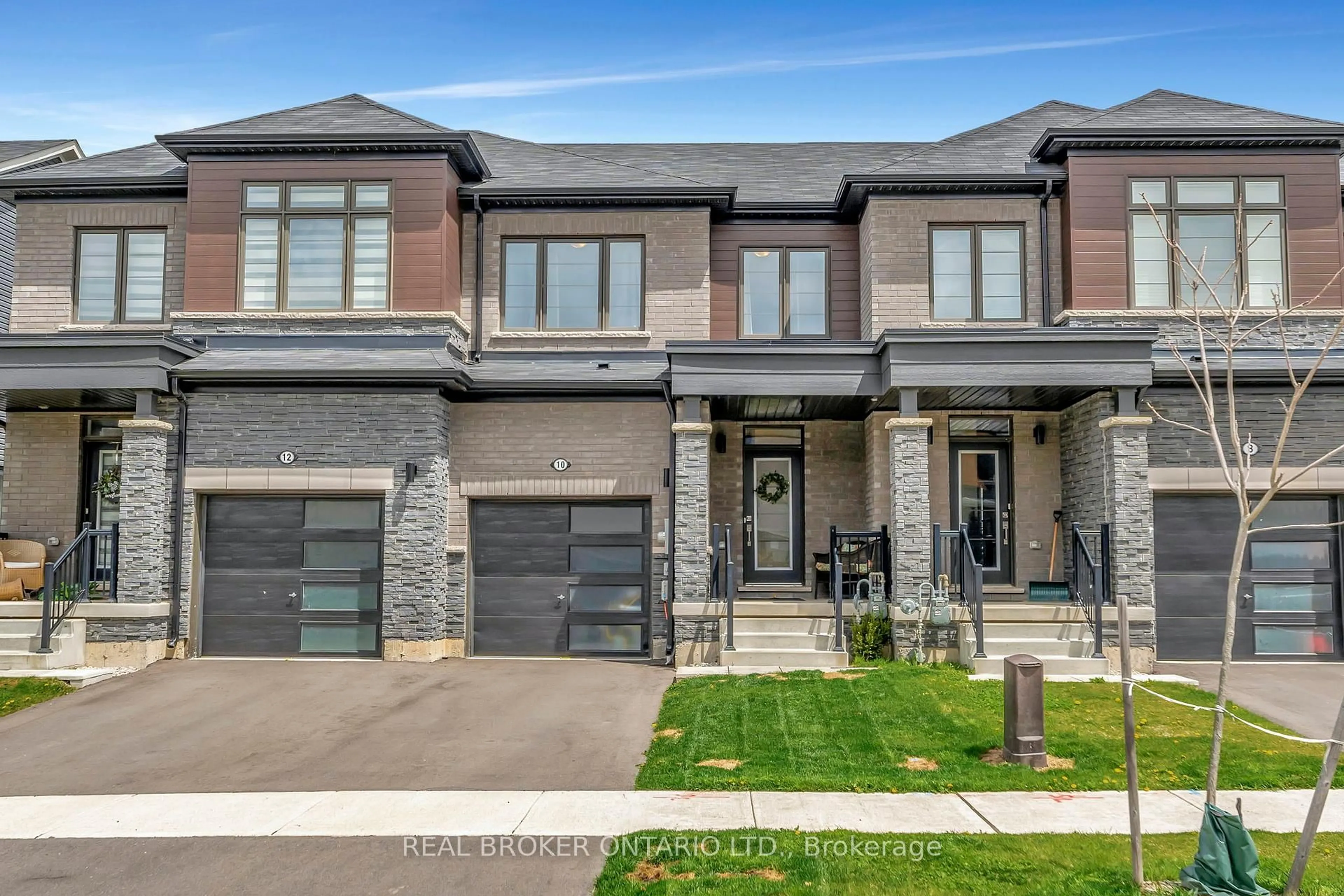 Home with brick exterior material, street for 10 Owl Lane, Haldimand Ontario N3W 0G4