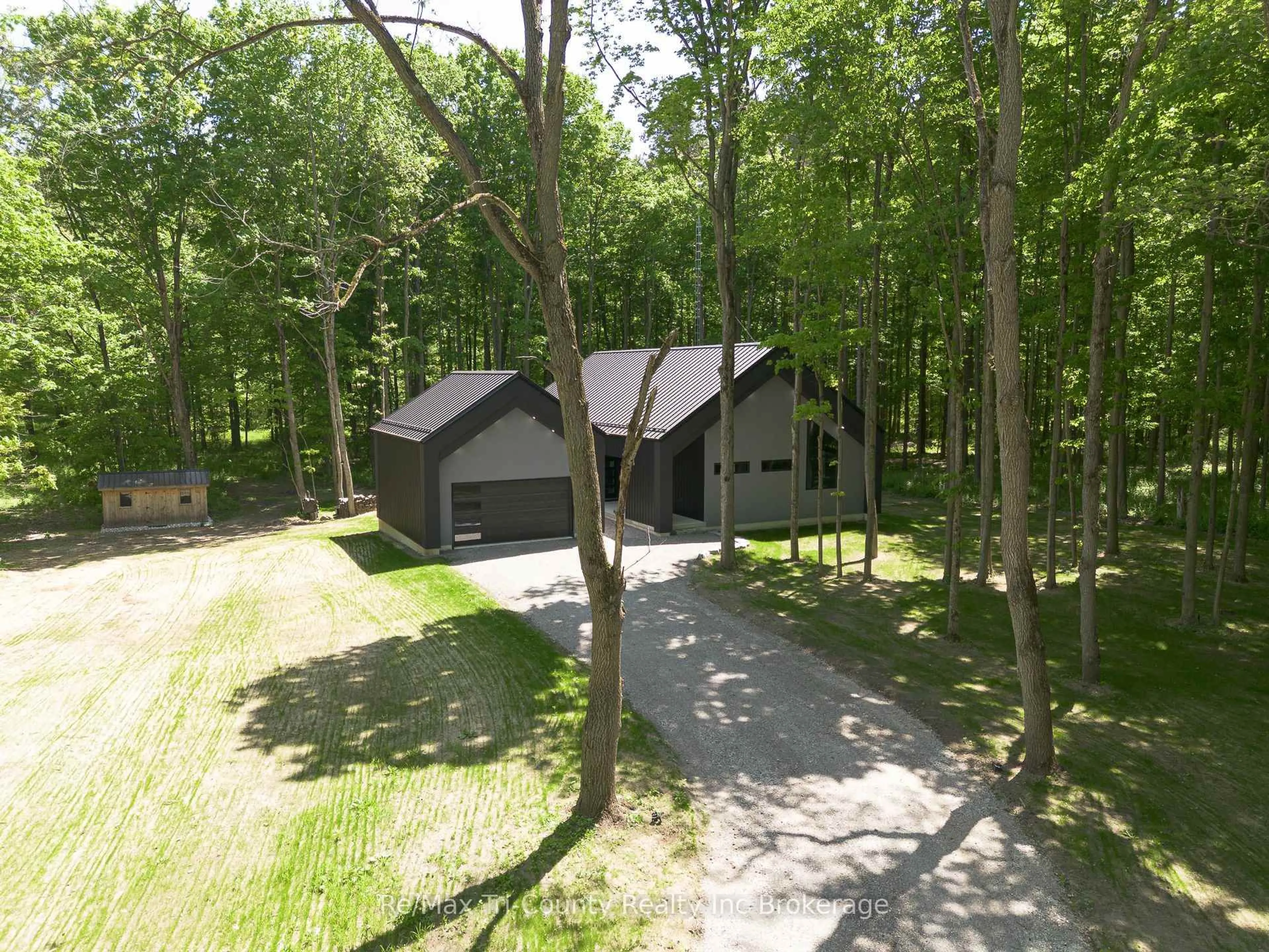A pic from outside/outdoor area/front of a property/back of a property/a pic from drone, forest/trees view for 1498 12th Concession Rd, Norfolk Ontario N0E 1G0