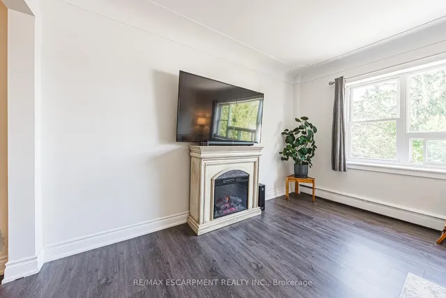 Additional property image - 836 Concession St Unit 208