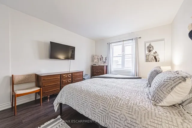 Additional property image - 836 Concession St Unit 208