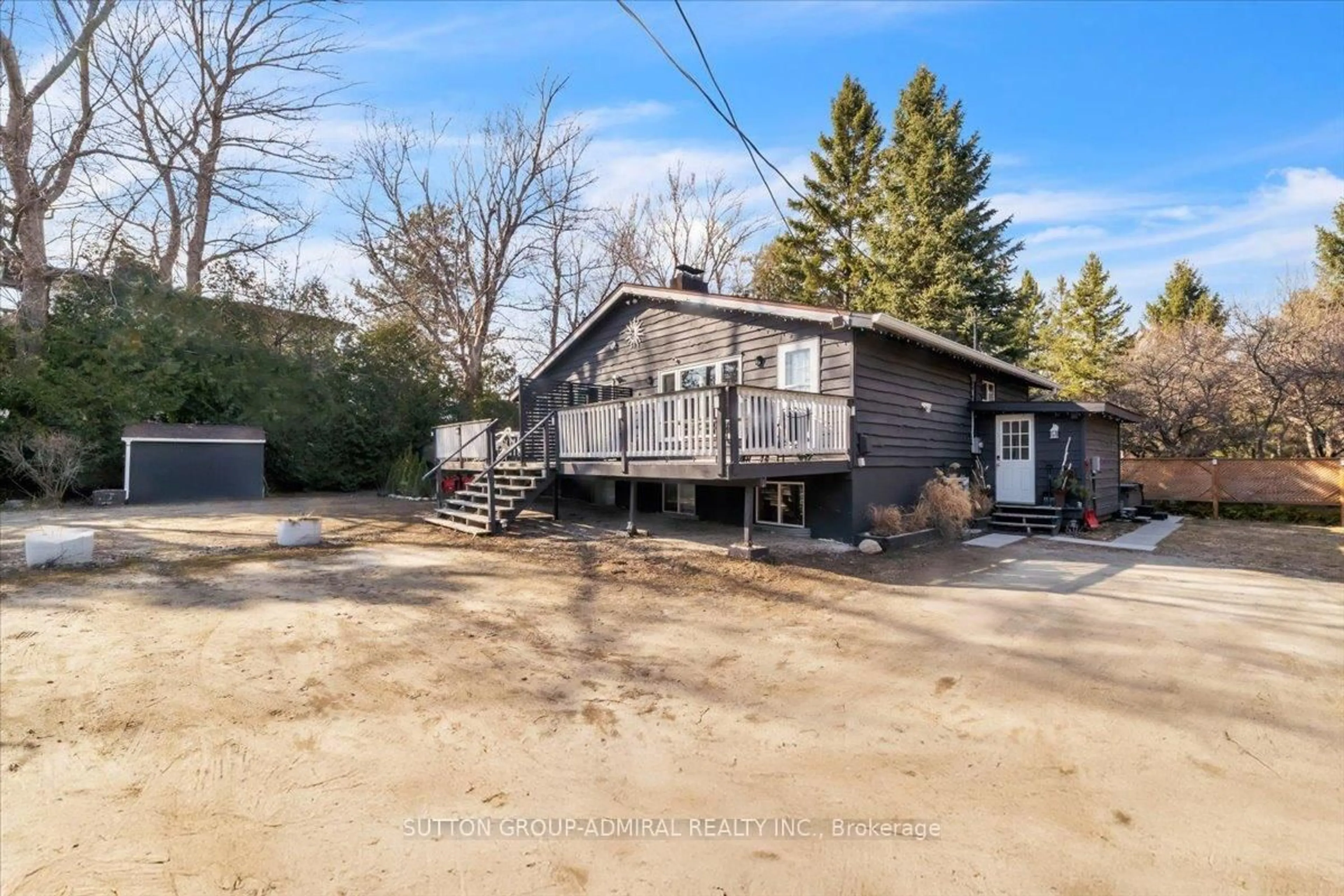 A pic from outside/outdoor area/front of a property/back of a property/a pic from drone, street for 181 Arlberg Cres, Blue Mountains Ontario L9Y 0M1