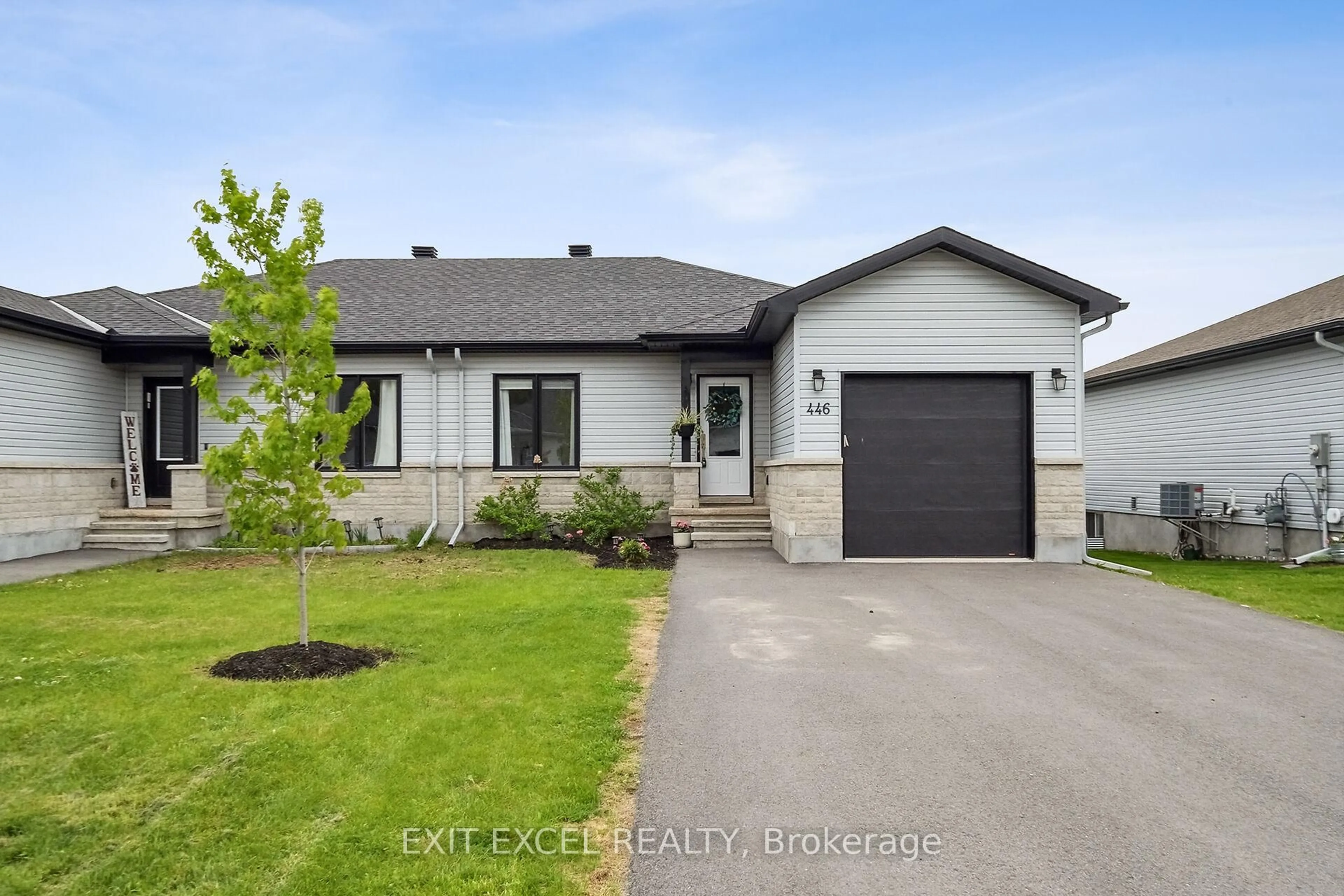 Home with brick exterior material, street for 446 Arora Cres, North Dundas Ontario K0C 2K0