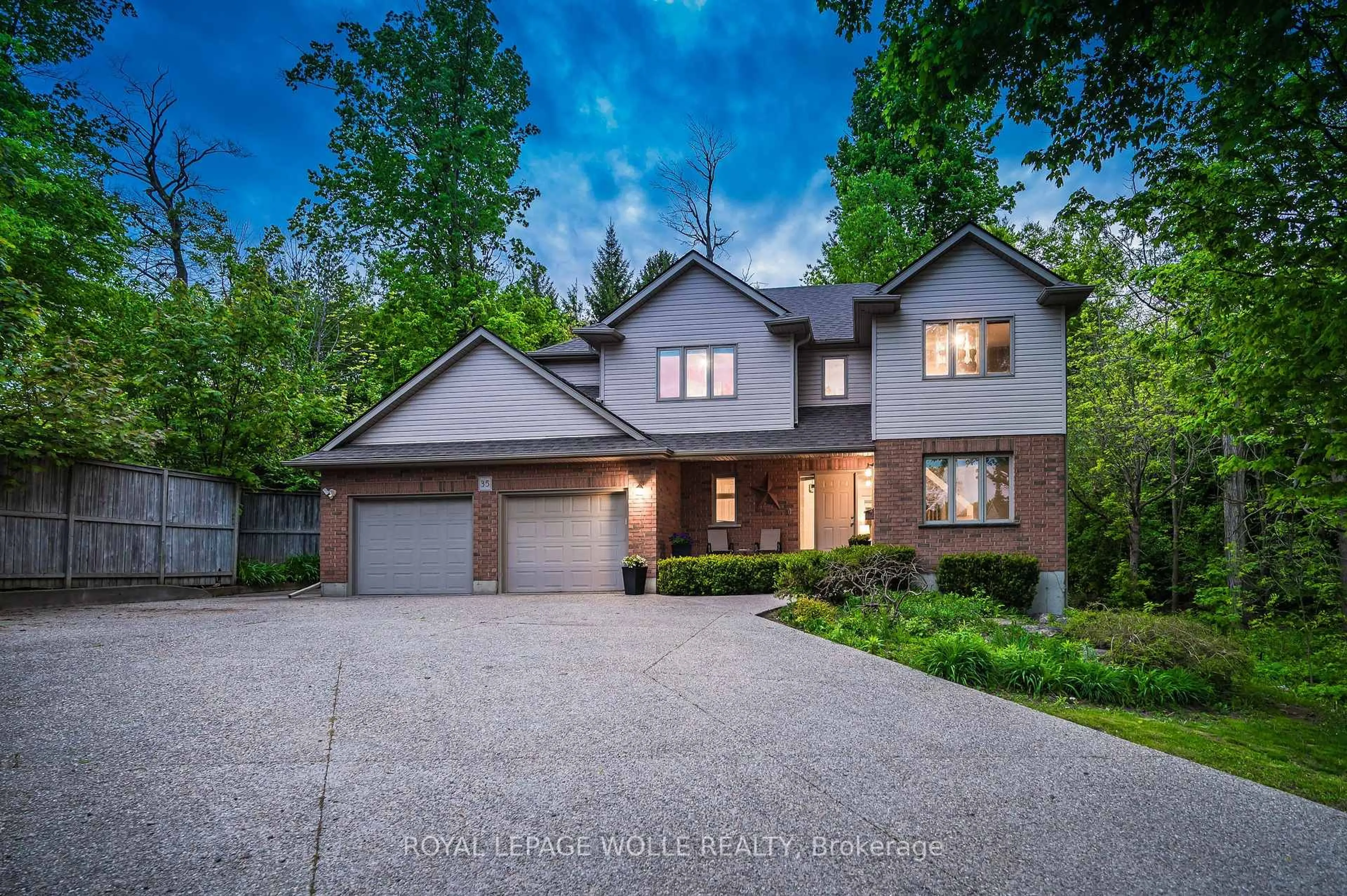 Home with brick exterior material, street for 35 Dayman Crt, Kitchener Ontario N2M 3A1