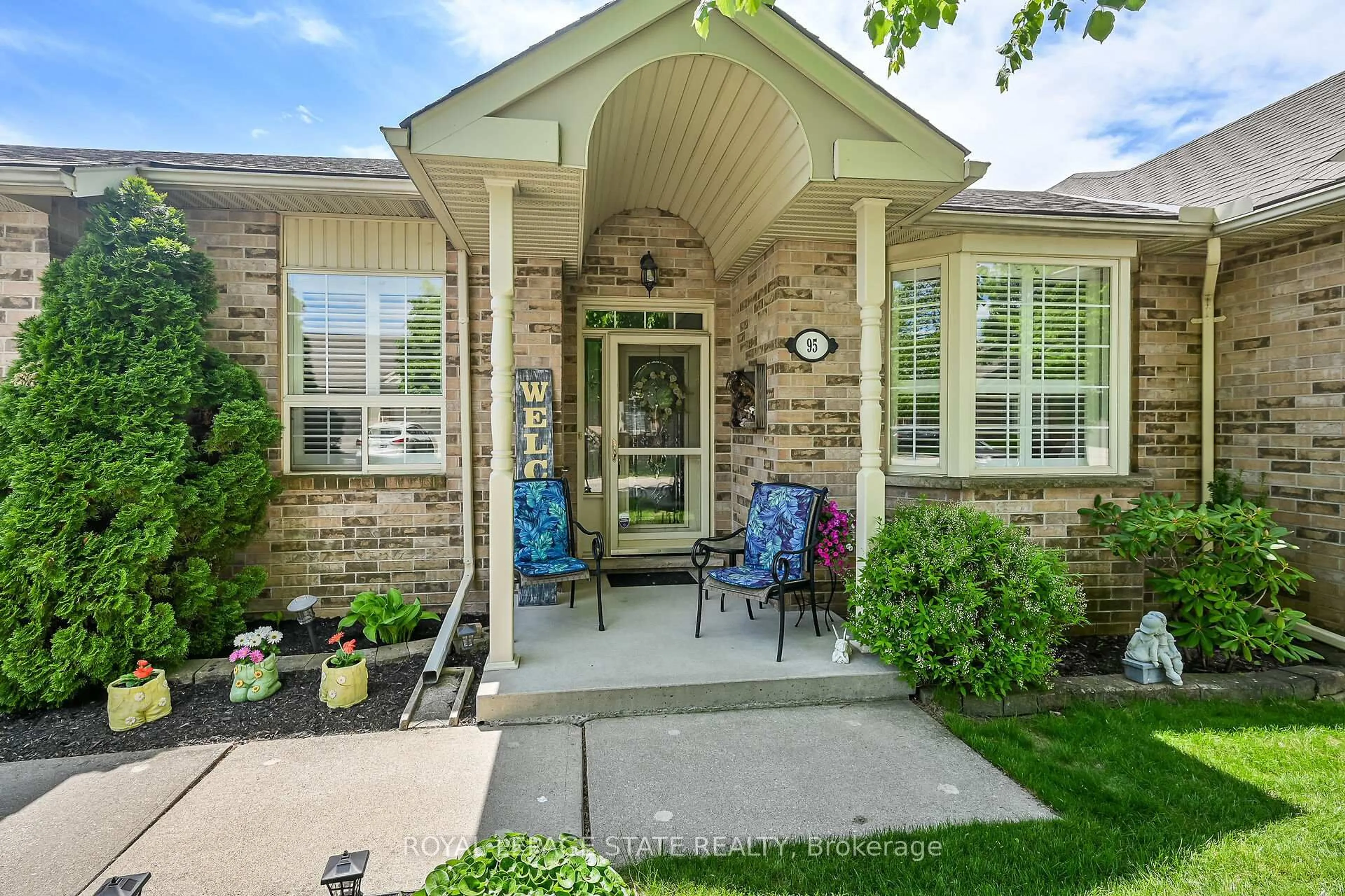 Unknown for 95 Northernbreeze St, Hamilton Ontario L0R 1W0