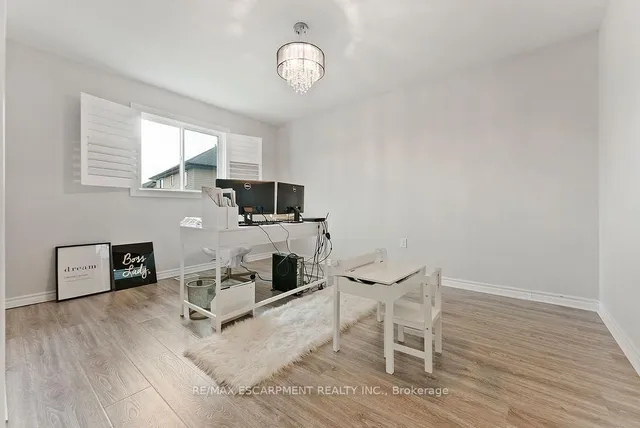 Additional property image - 12 Ascoli Dr