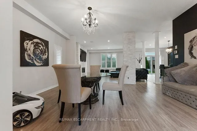Additional property image - 12 Ascoli Dr