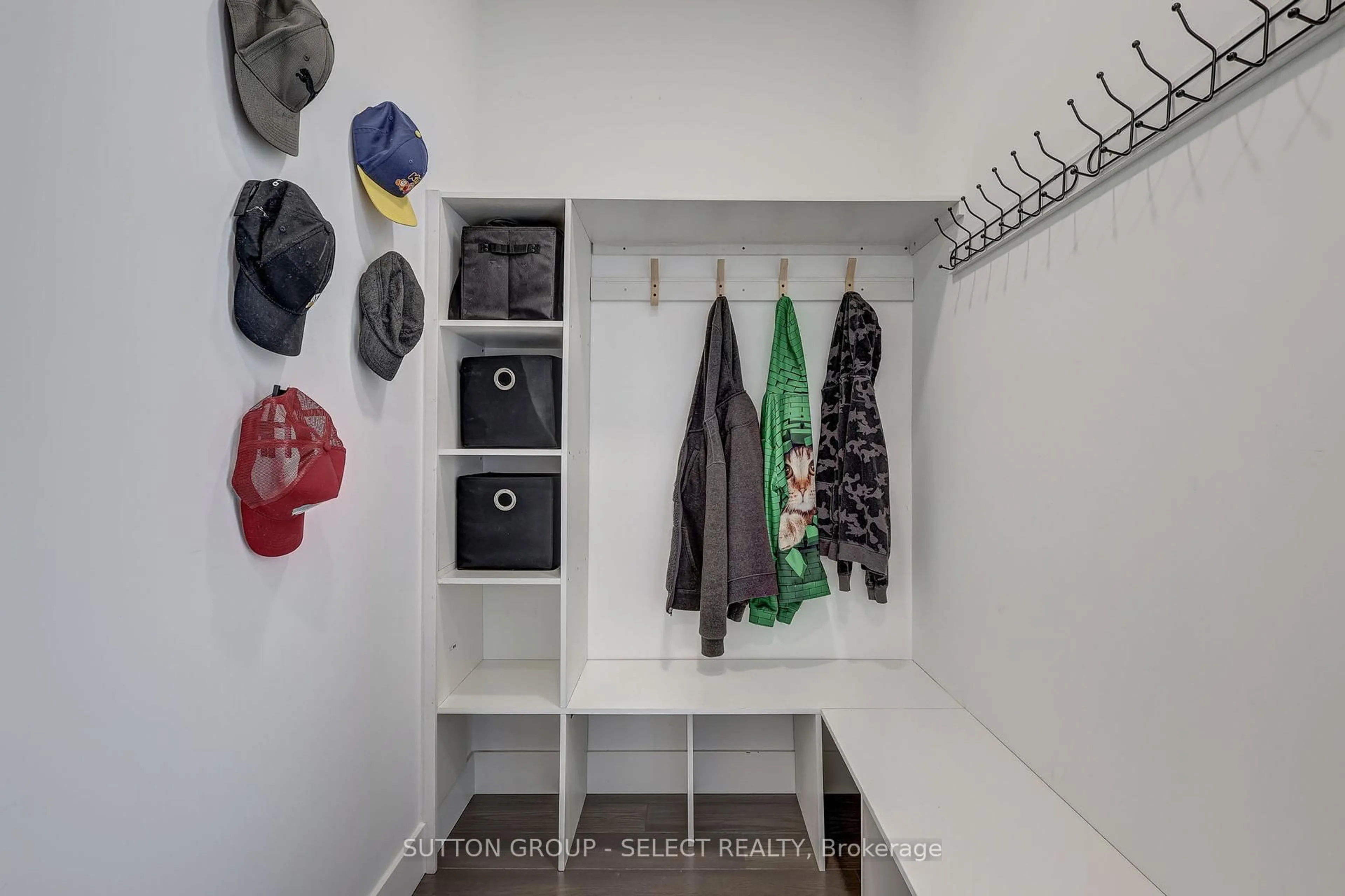 Indoor entryway for 144 Winlow Way, Middlesex Centre Ontario N0L 1R0