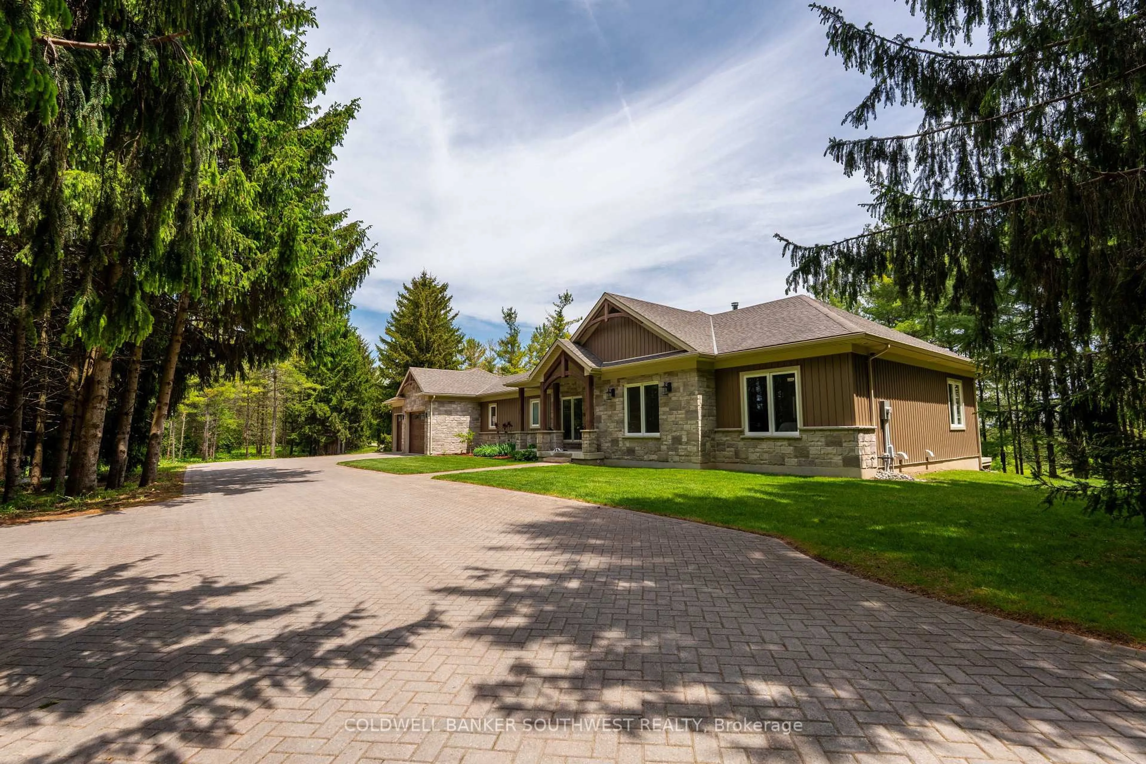 A pic from outside/outdoor area/front of a property/back of a property/a pic from drone, unknown for 5920 Minielly Rd, Plympton-Wyoming Ontario N0N 1T0