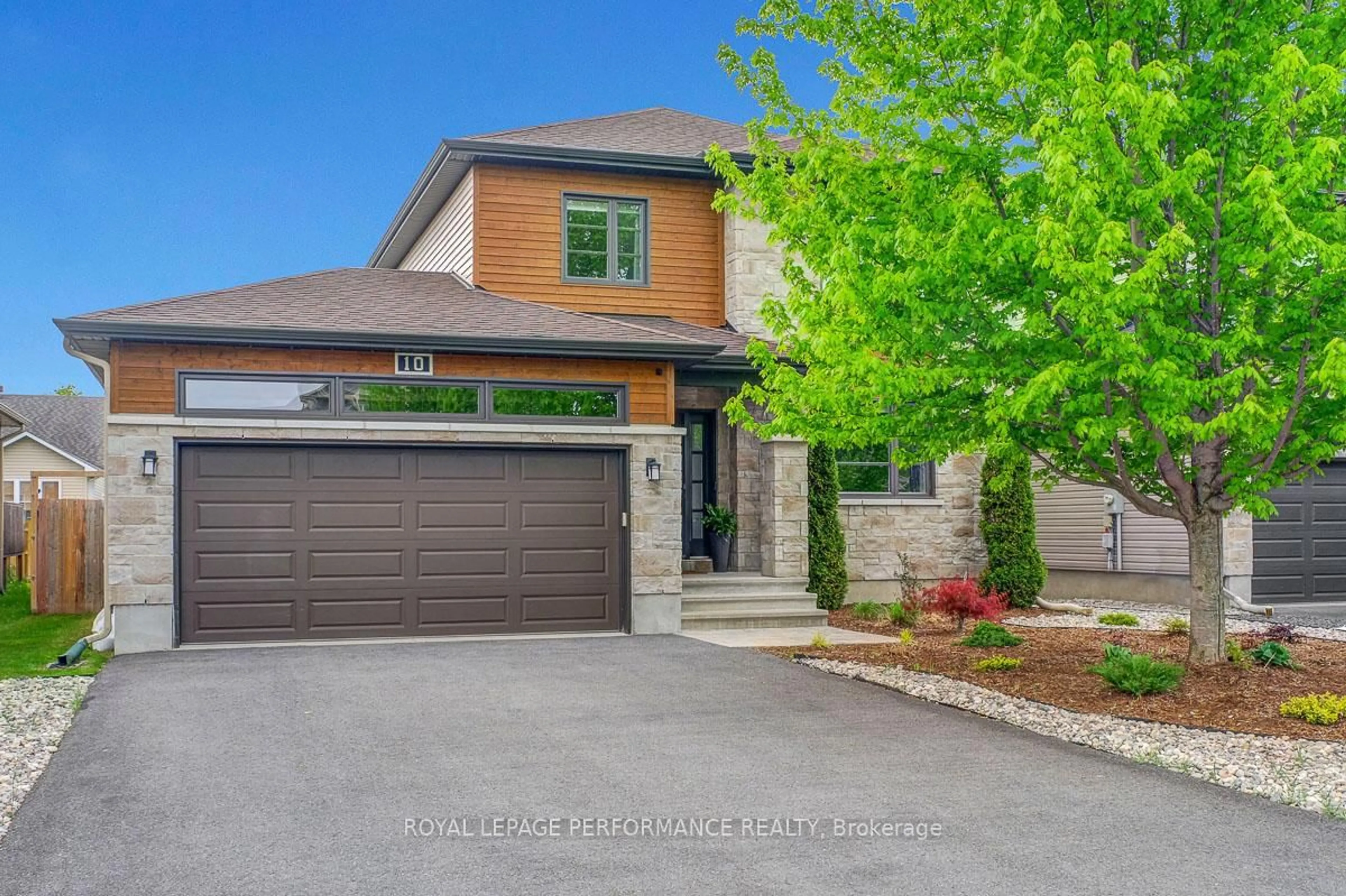 Home with brick exterior material, street for 10 Brickyard Dr, Russell Ontario K4R 0B2