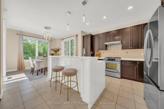Additional property image - 437 Zeller Dr