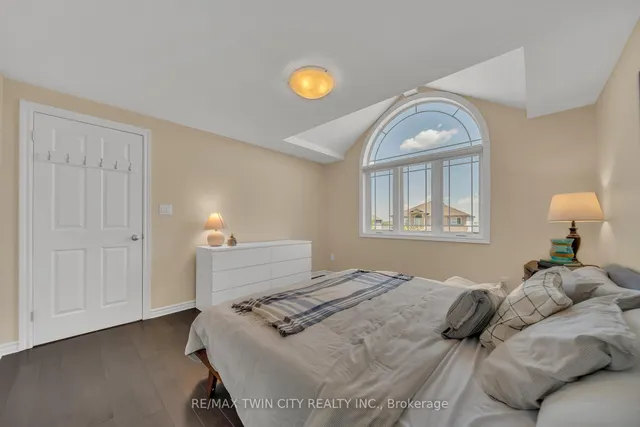 Additional property image - 437 Zeller Dr