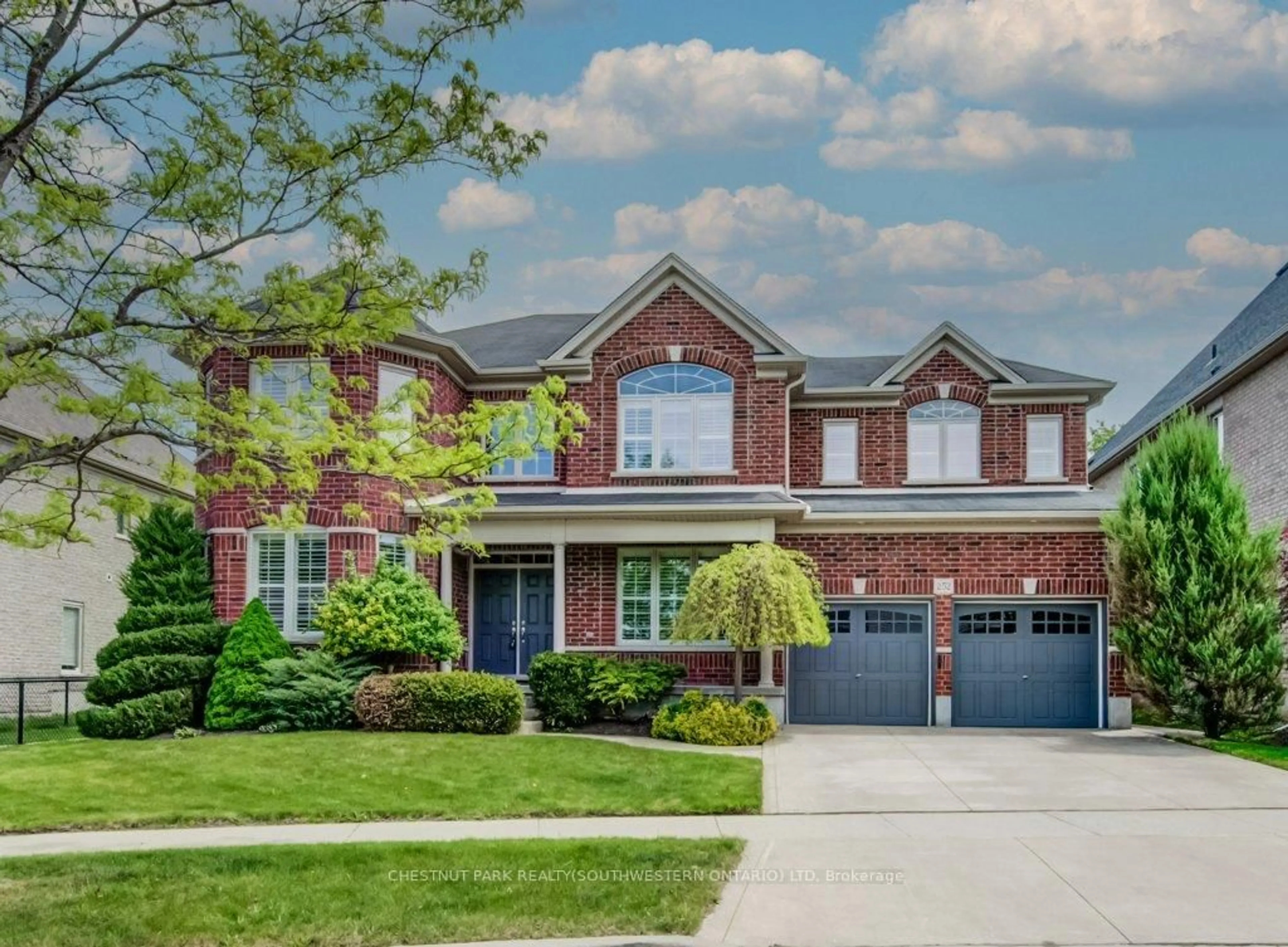 Home with brick exterior material, street for 252 Edgewater Cres, Kitchener Ontario N2A 4M2