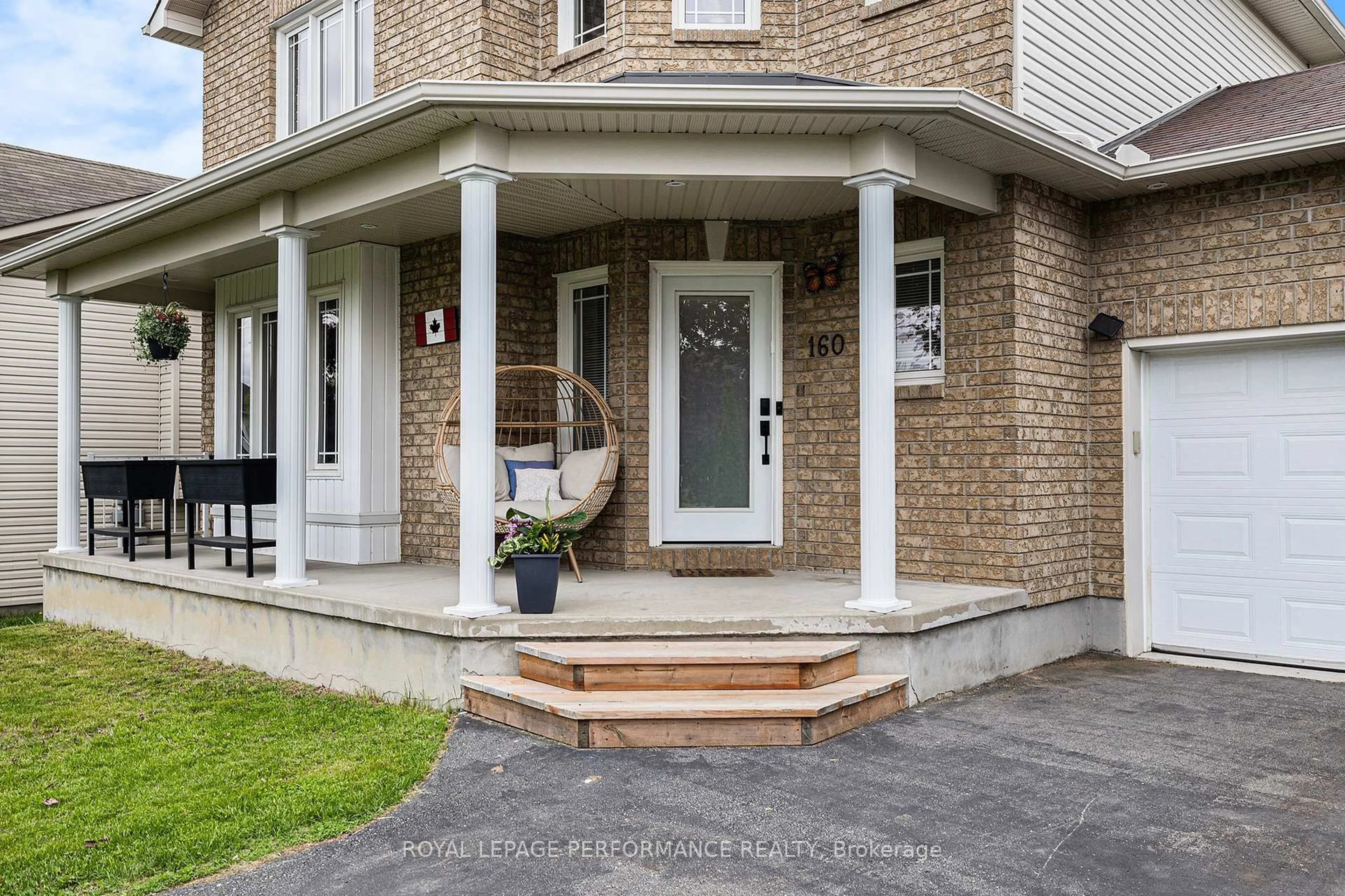 Home with brick exterior material, street for 160 Filion St, Russell Ontario K0A 1W0