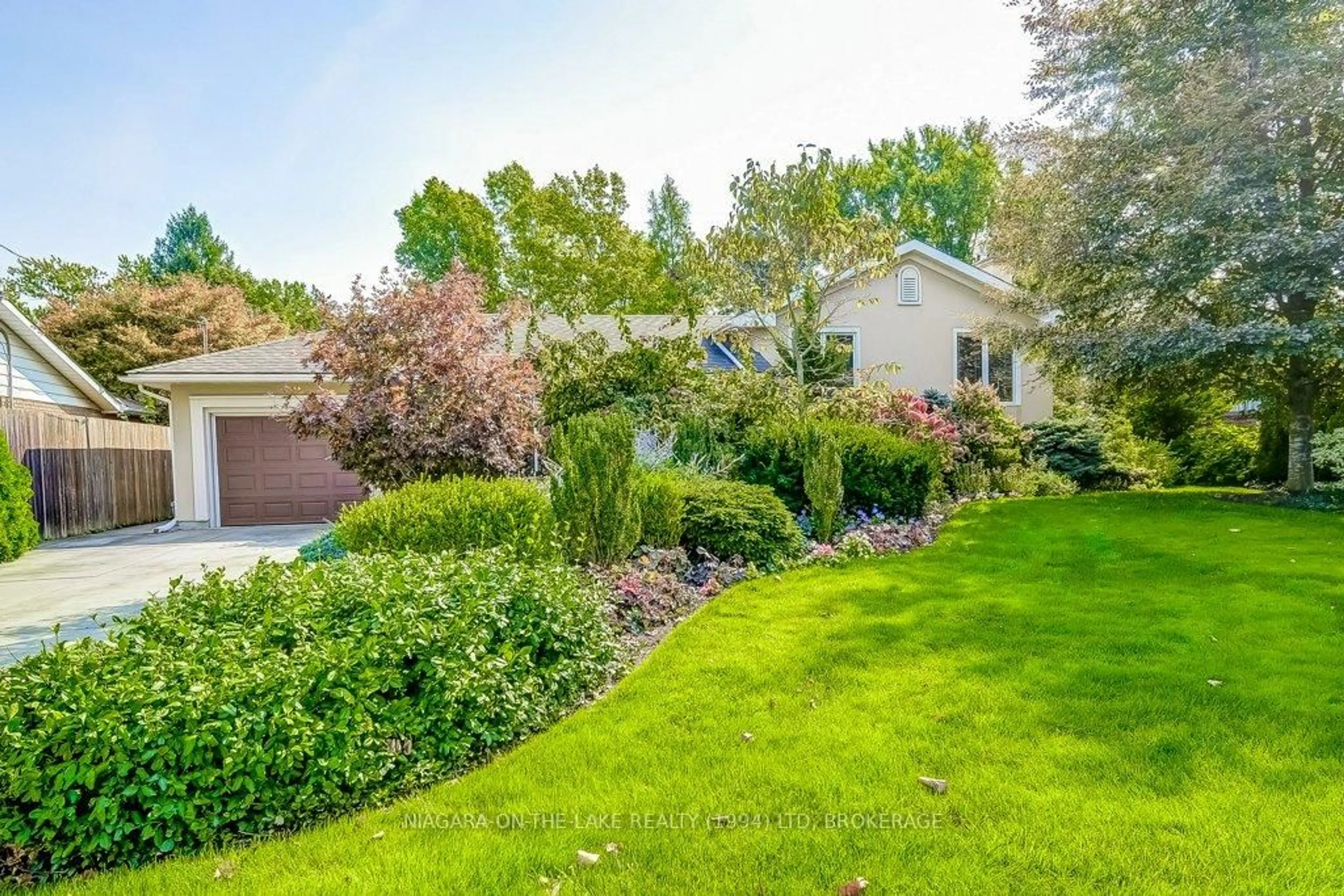 Unknown for 356 DORCHESTER St, Niagara-on-the-Lake Ontario L0S 1J0