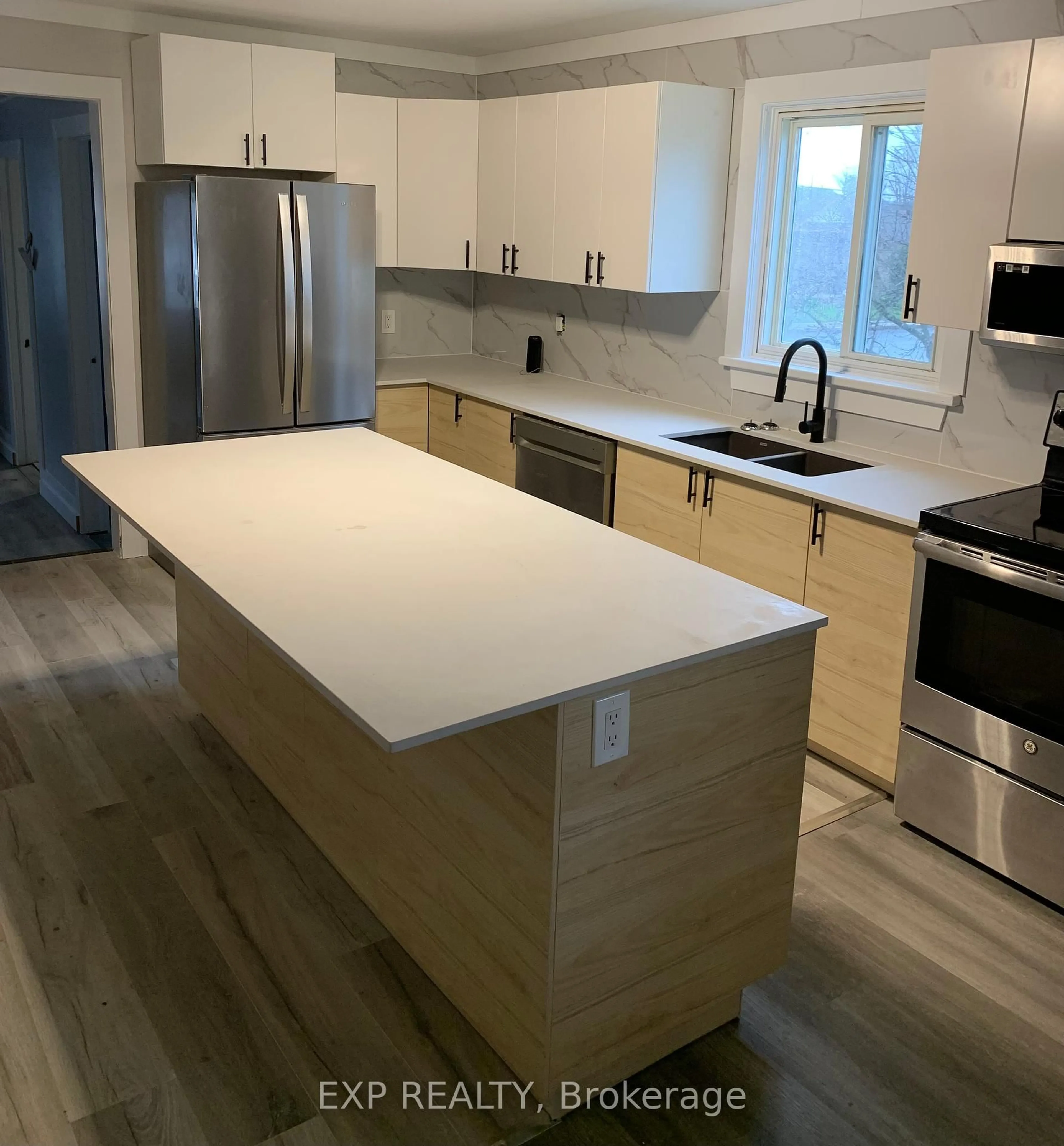 Open concept kitchen, unknown for 460 REGENT St, Hawkesbury Ontario K6A 1G3