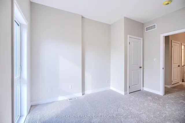 Additional image 8 of 261 Woodbine Ave Unit 28