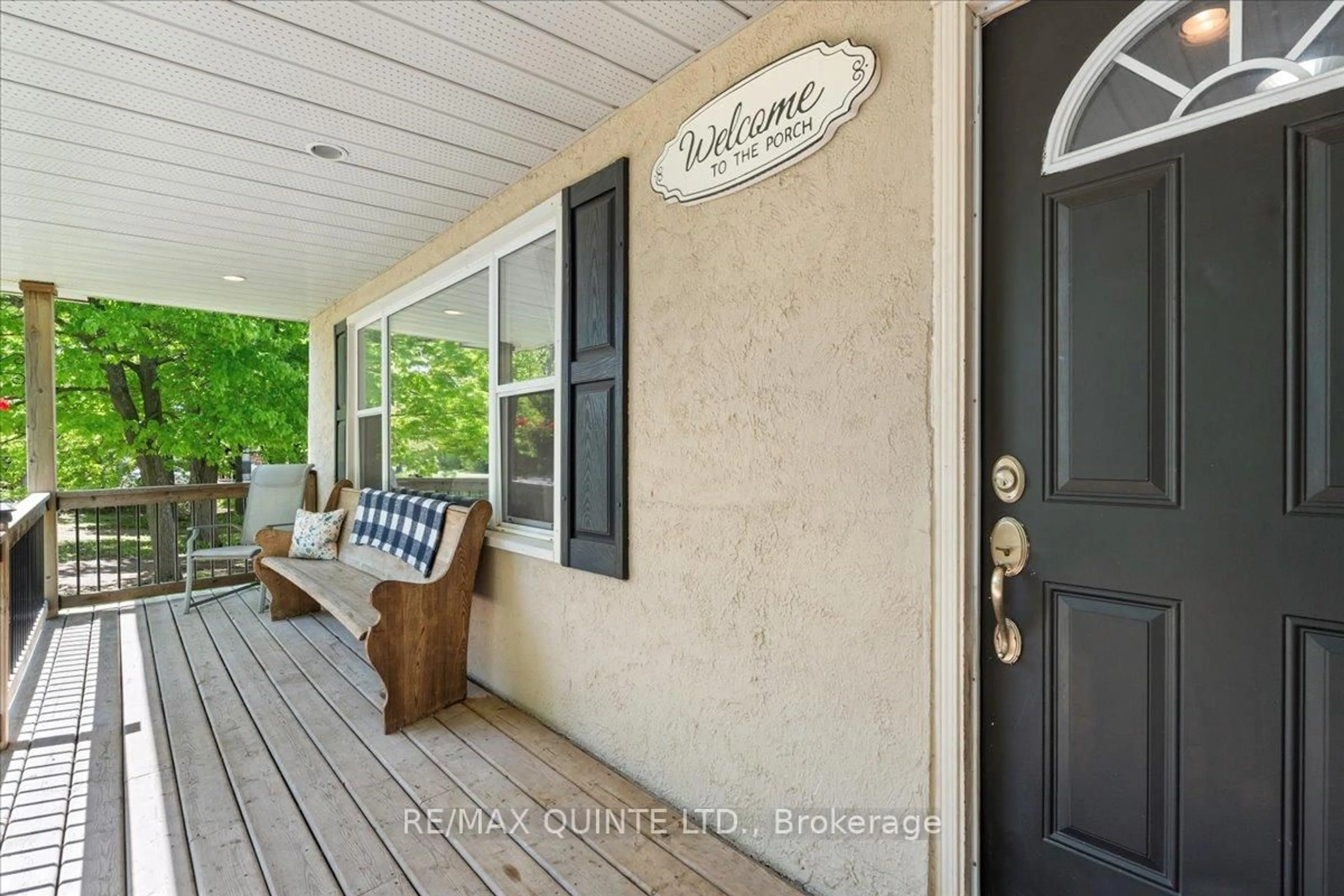Indoor entryway for 247 Mckinley Crossroad Rd, Prince Edward County Ontario K0K 2T0