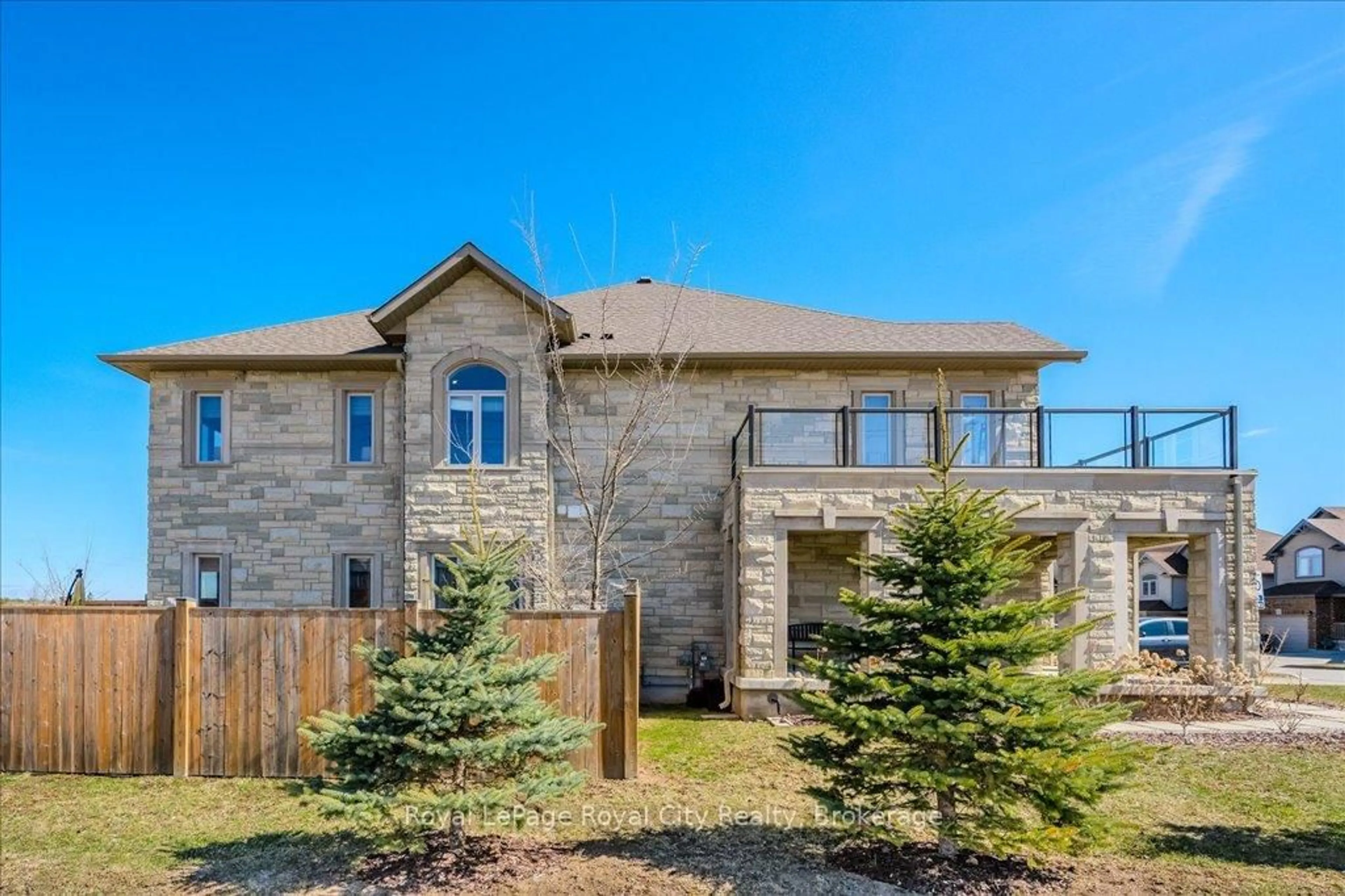 Home with brick exterior material, building for 10 Mussen St, Guelph Ontario N1E 0K3