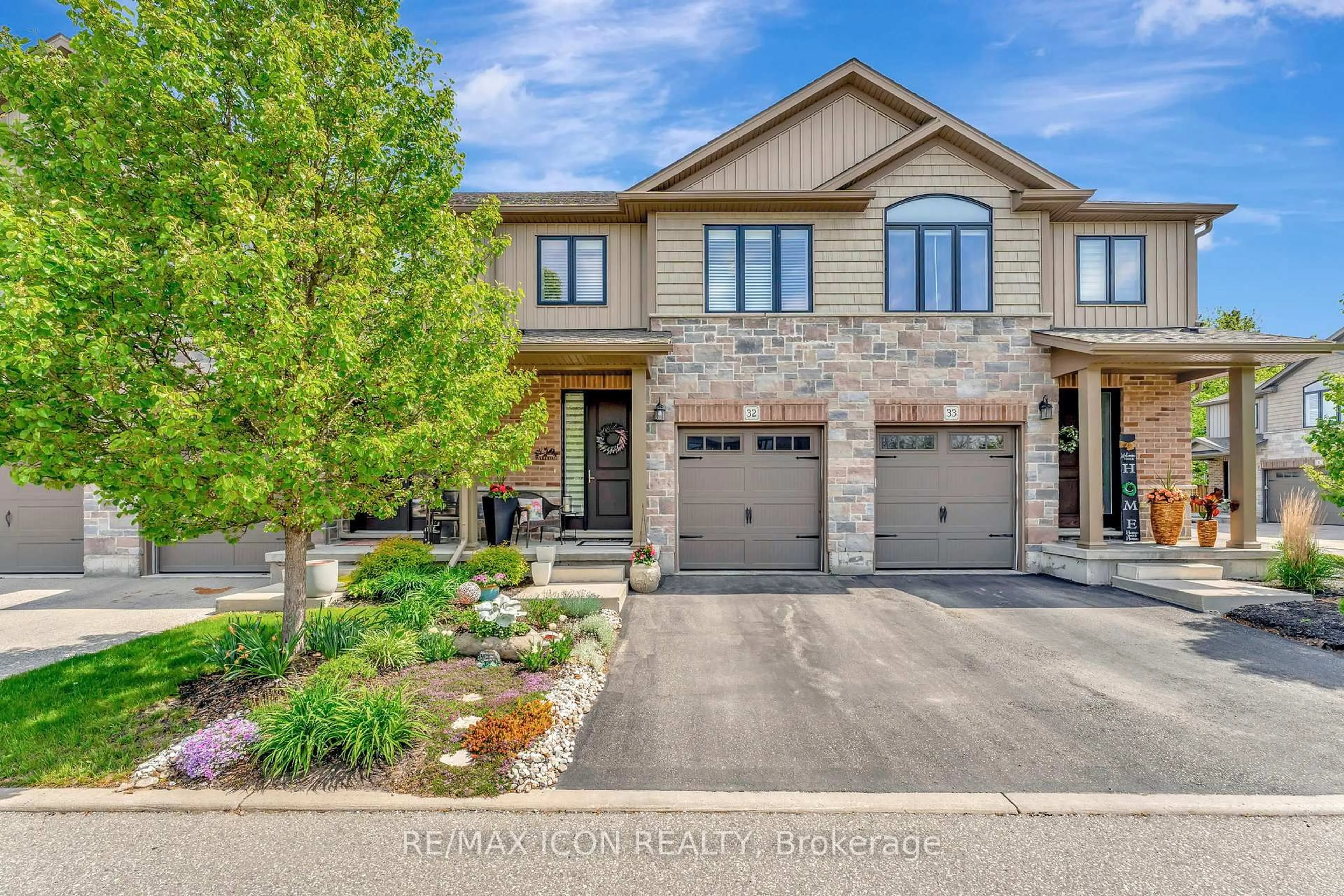Home with brick exterior material, street for 50 Bute St #32, North Dumfries Ontario N0B 1E0