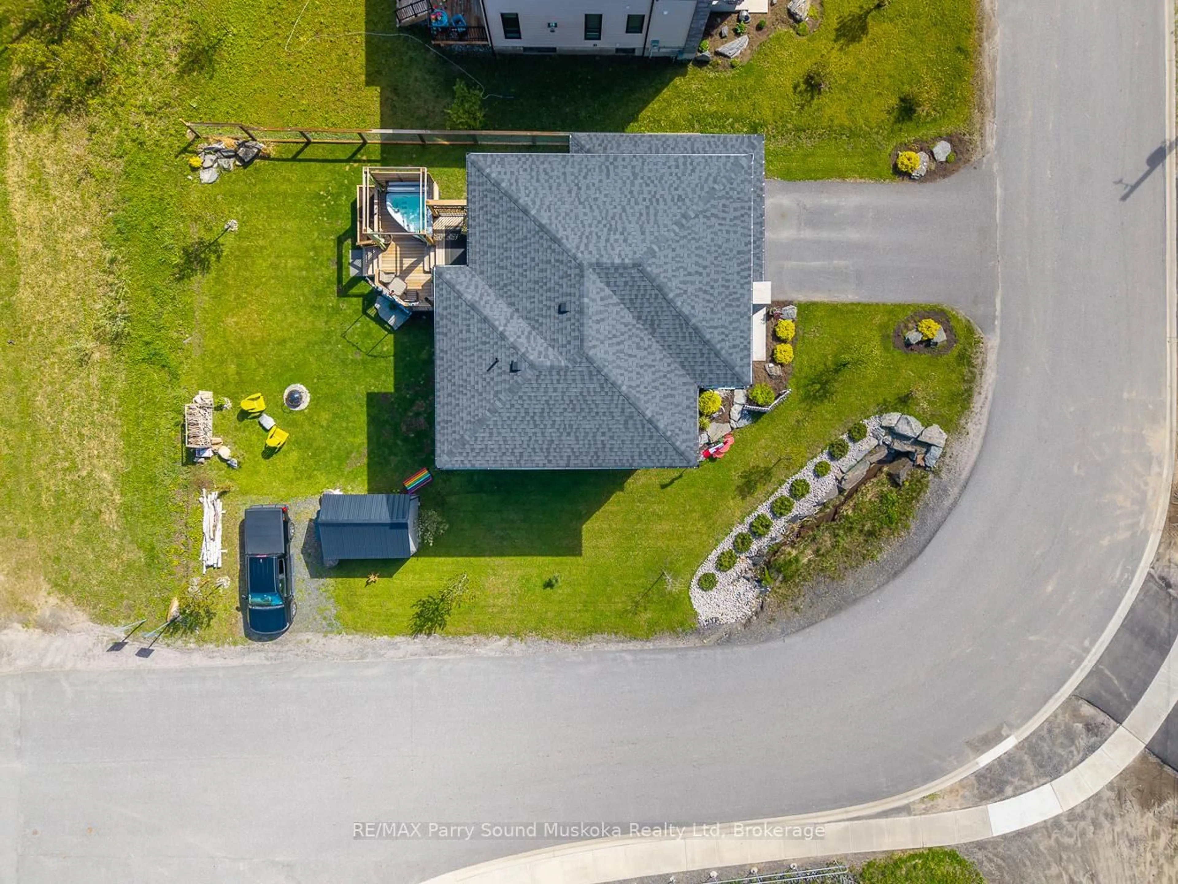 A pic from outside/outdoor area/front of a property/back of a property/a pic from drone, water/lake/river/ocean view for 44 Dennis Dr, Parry Sound Ontario P2A 0E6