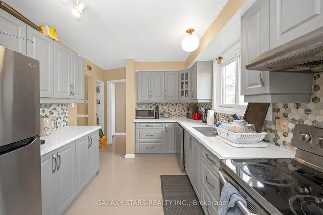 Additional property image - 55 Yarmouth Crt