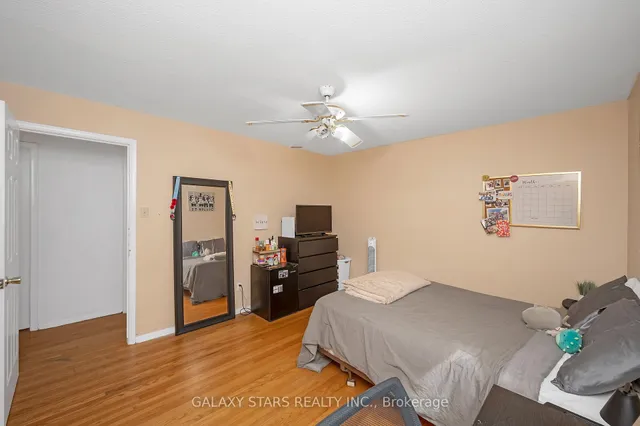 Additional property image - 55 Yarmouth Crt