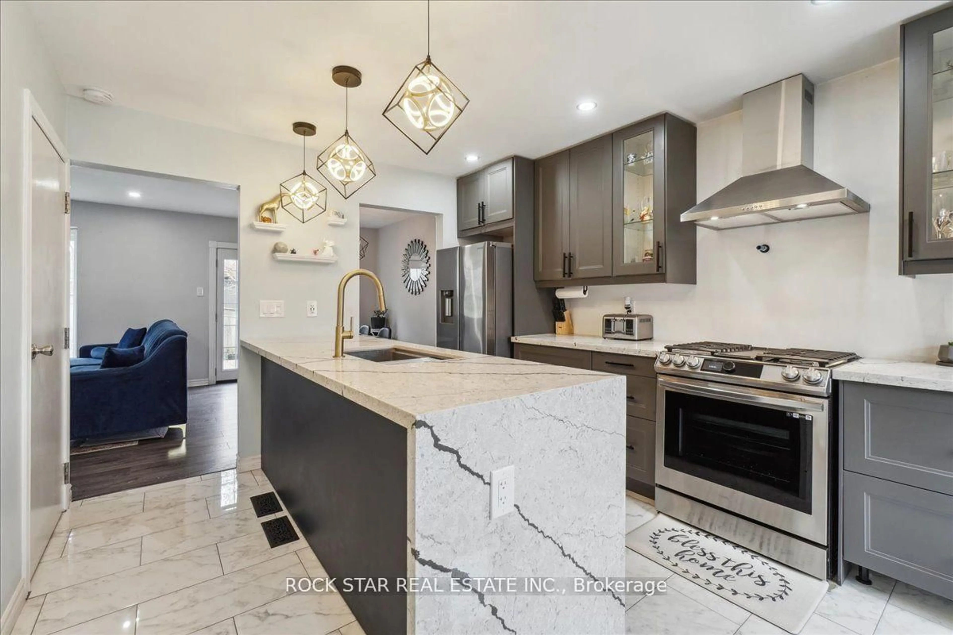 Contemporary kitchen, ceramic/tile floor for 141 IRONWOOD Rd, Guelph Ontario N1G 3P5