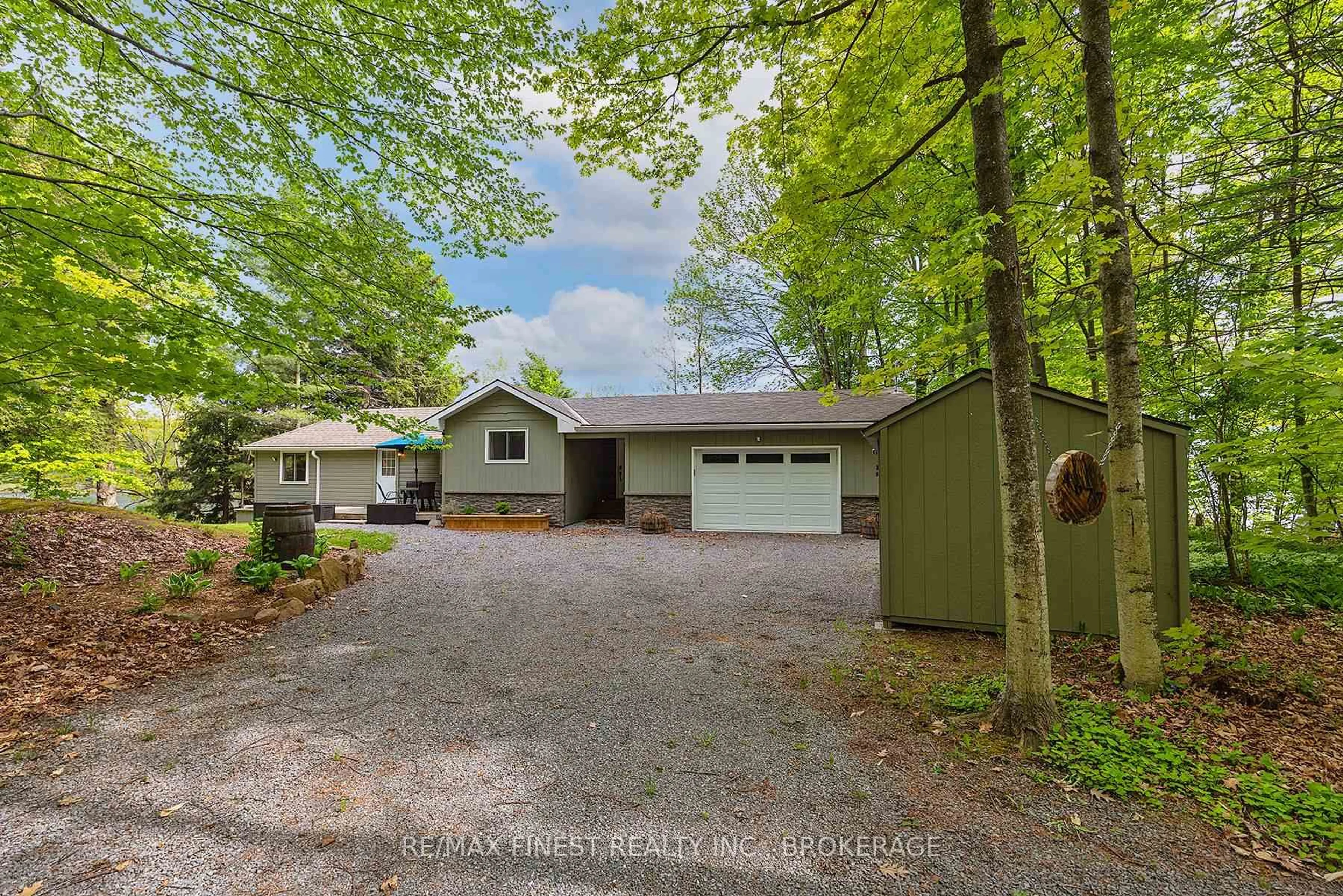 Unknown for 4677 Lakewood Lane, Battersea Ontario K0H 1H0
