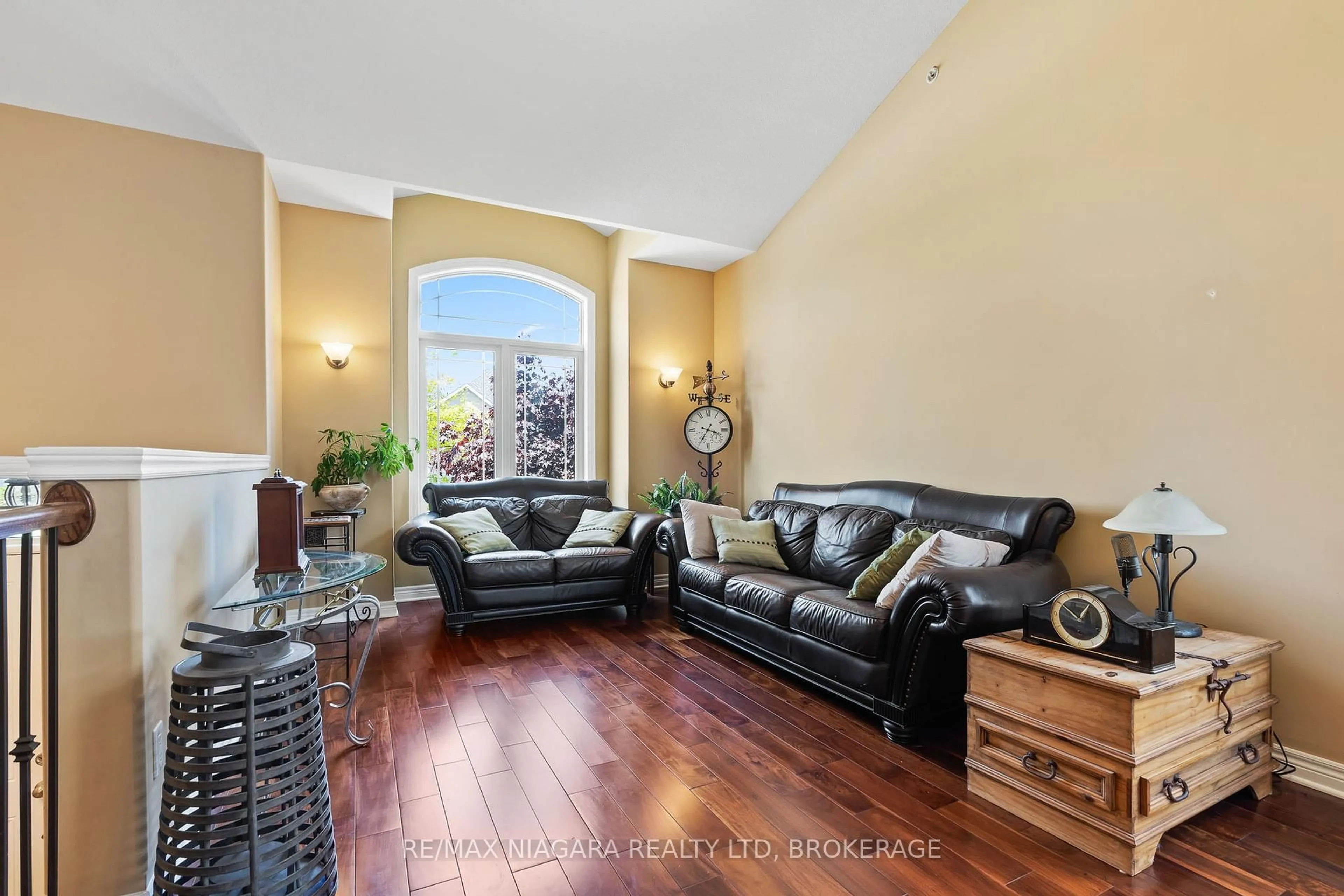 Living room with furniture, unknown for 8 Corbin St, St. Catharines Ontario L2P 0C3