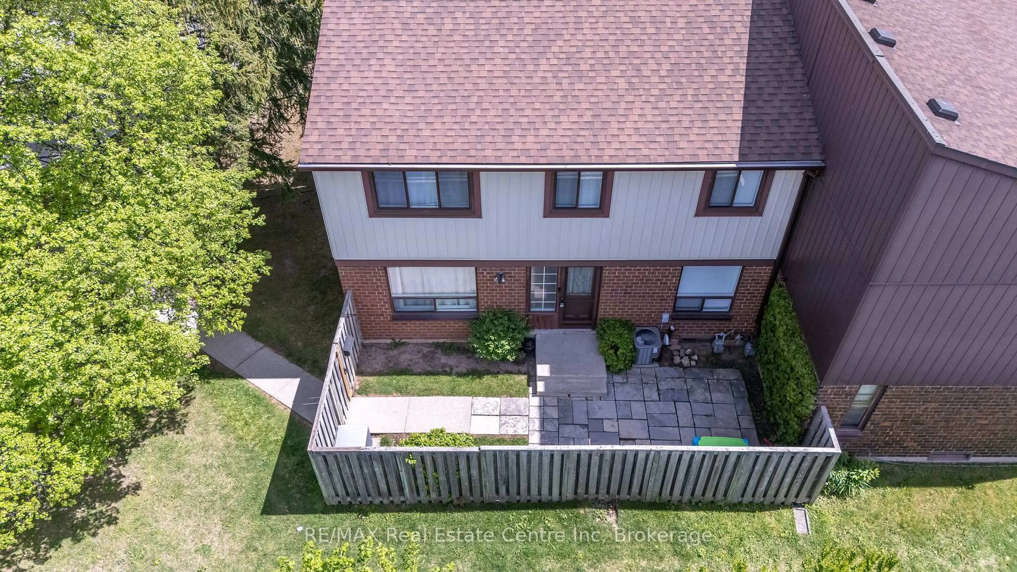 A pic from outside/outdoor area/front of a property/back of a property/a pic from drone, street for 45 Marksam Rd #1, Guelph Ontario N1H 6Y9