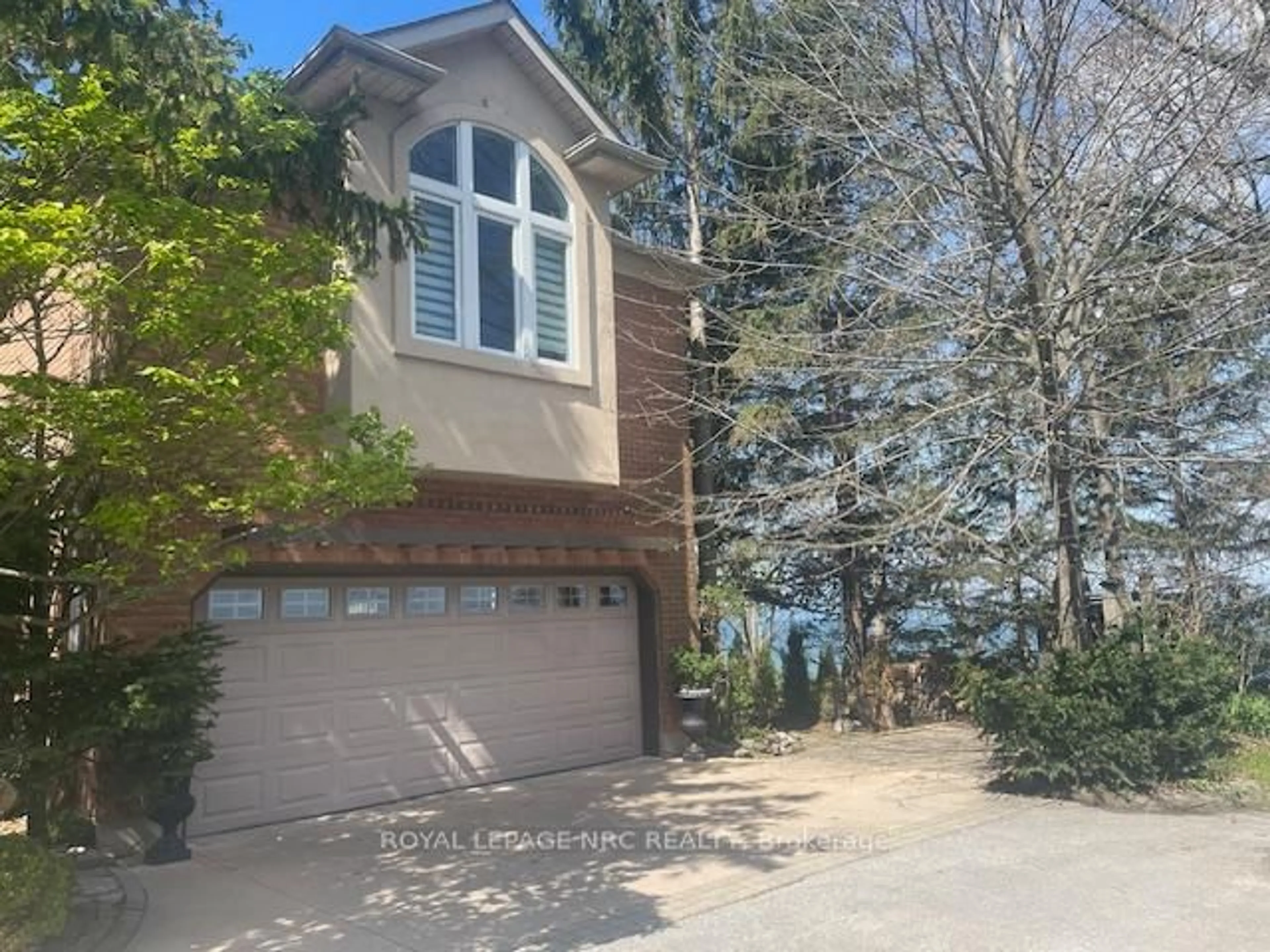 Unknown for 11 Abbey Ave, St. Catharines Ontario L2N 5J5