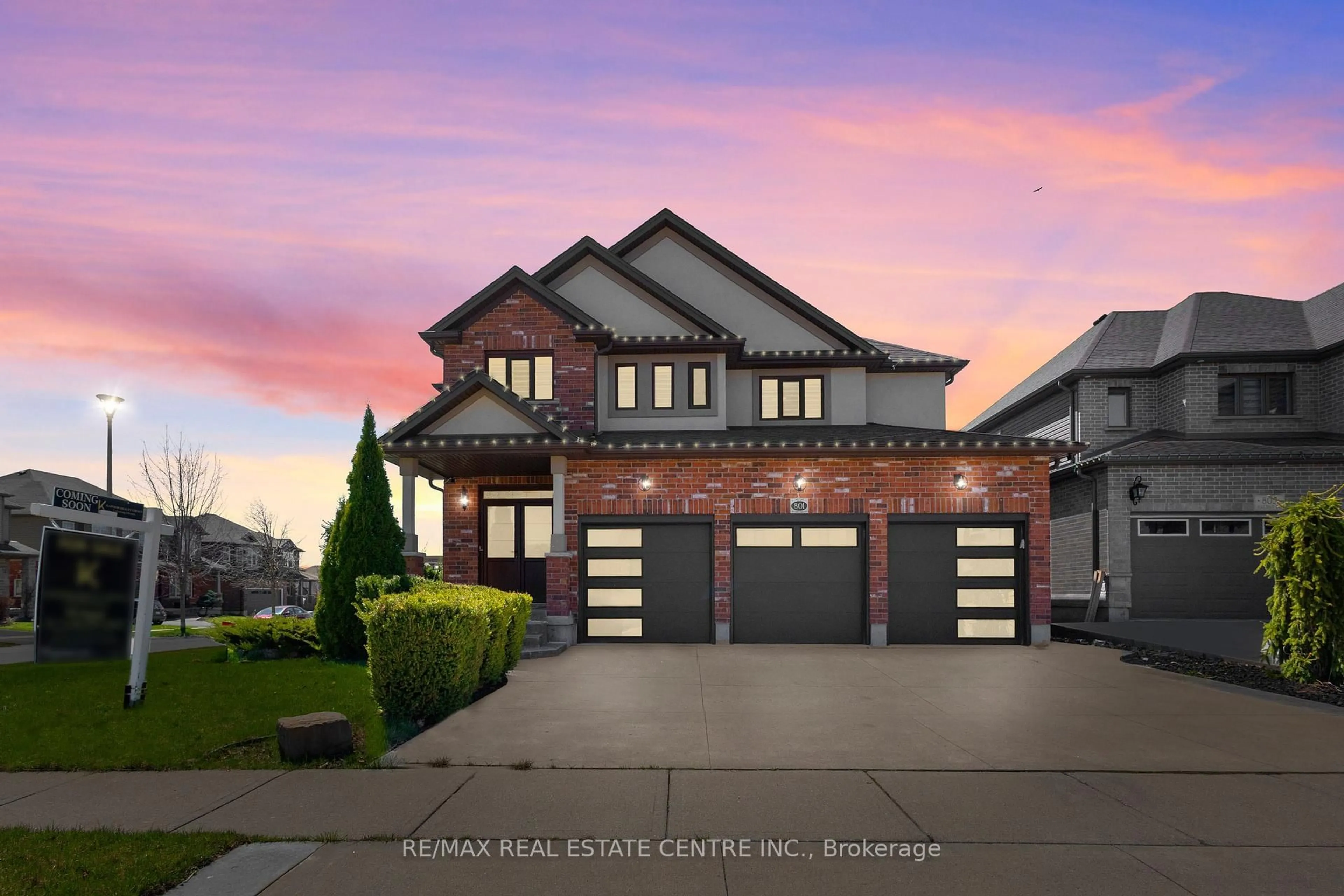 Home with brick exterior material, street for 801 Halifax Rd, Woodstock Ontario N4T 0C6