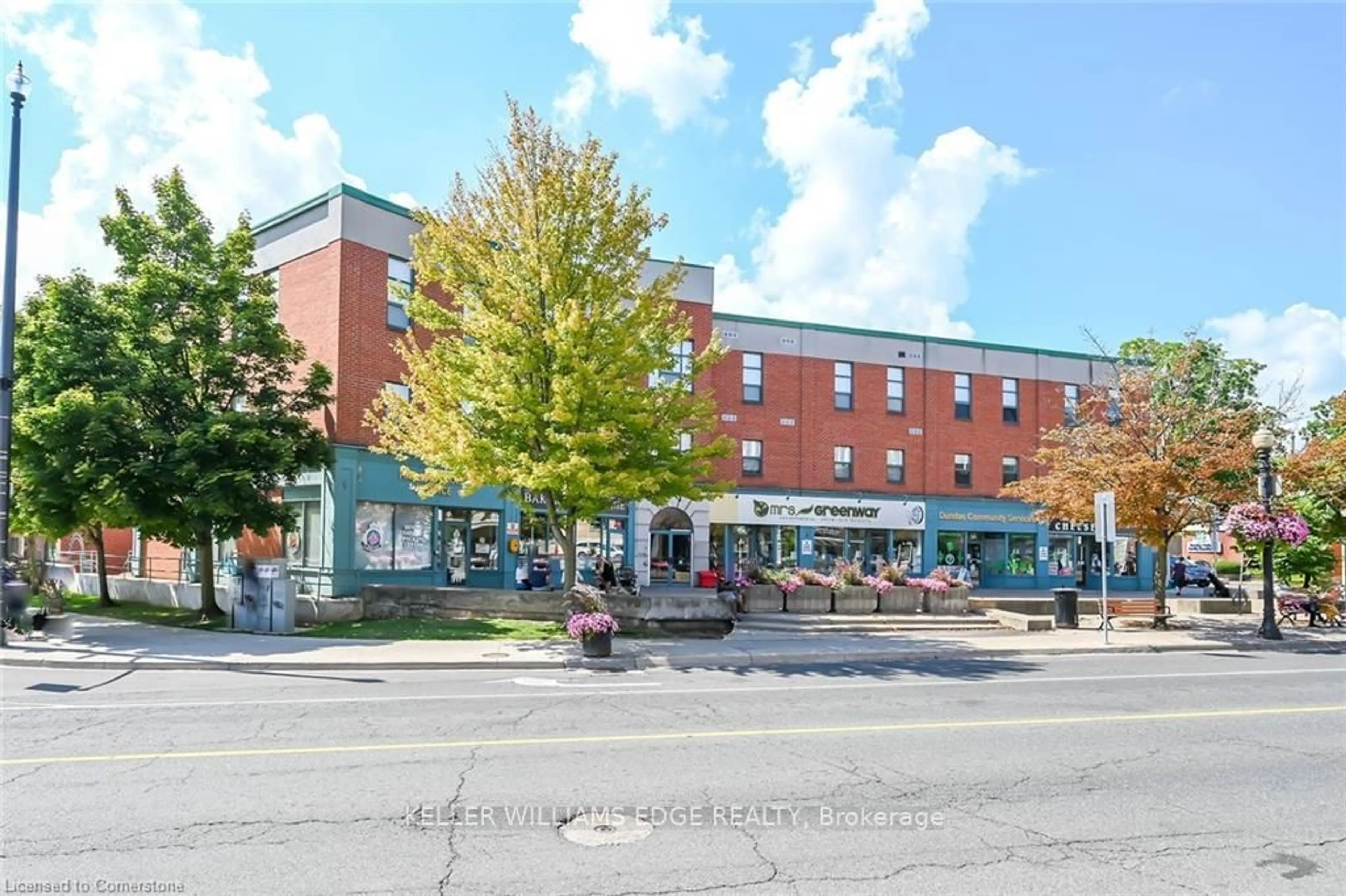 Patio, street for 2 King St #208, Hamilton Ontario L9H 6Z1