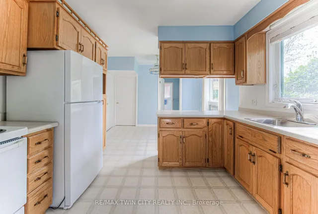 Additional property image - 301 Greenbrook Dr