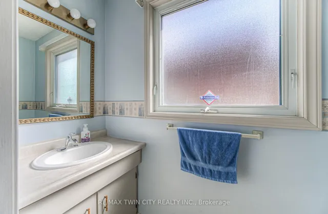 Additional property image - 301 Greenbrook Dr