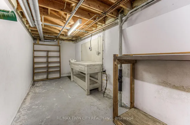 Additional property image - 301 Greenbrook Dr