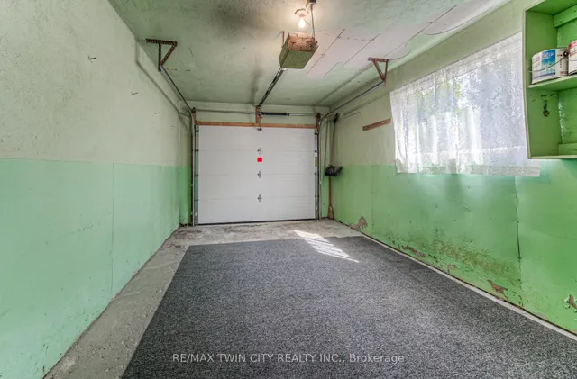 Additional property image - 301 Greenbrook Dr