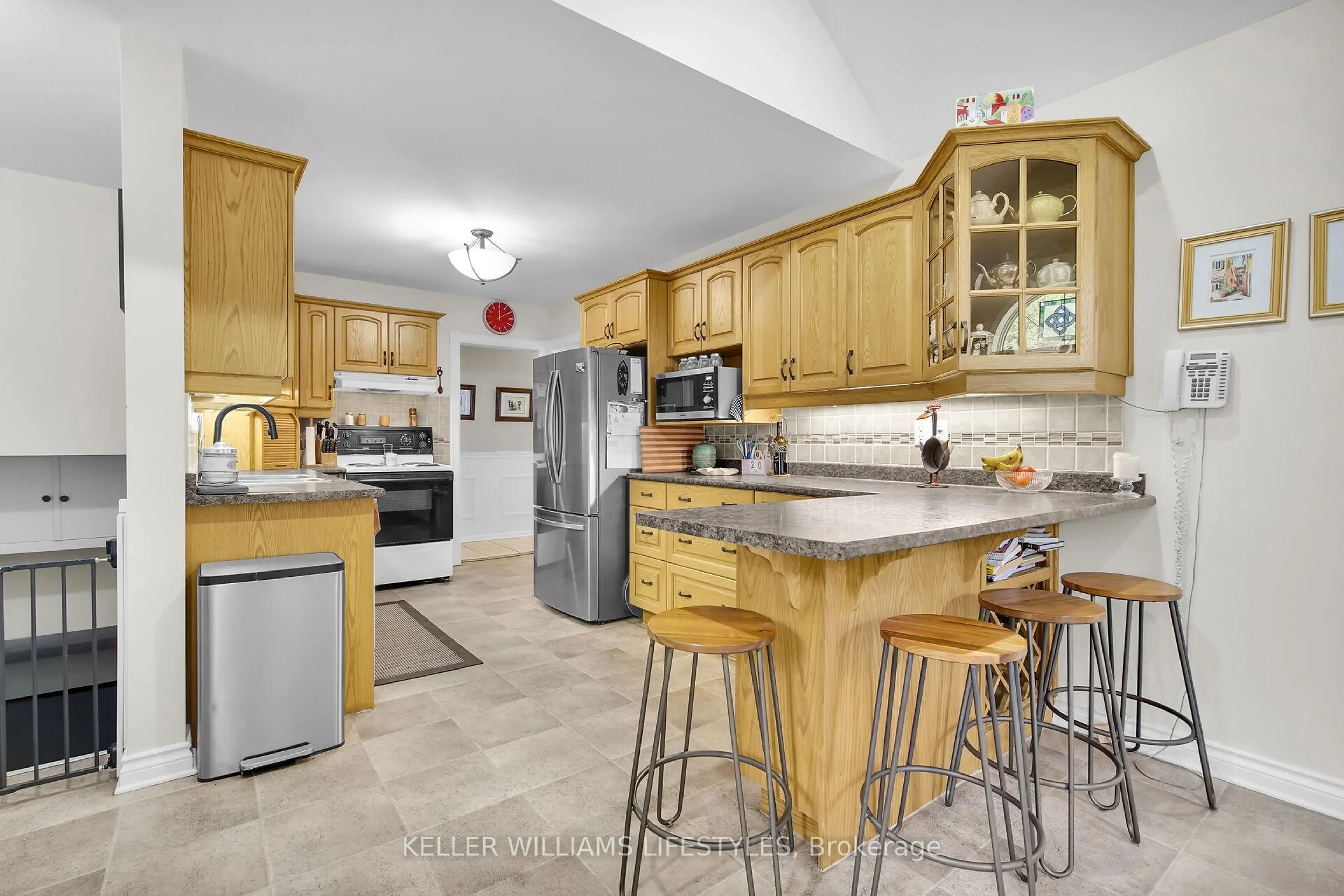 Open concept kitchen, ceramic/tile floor for 568 Sherene Terr, London North Ontario N6H 3J8