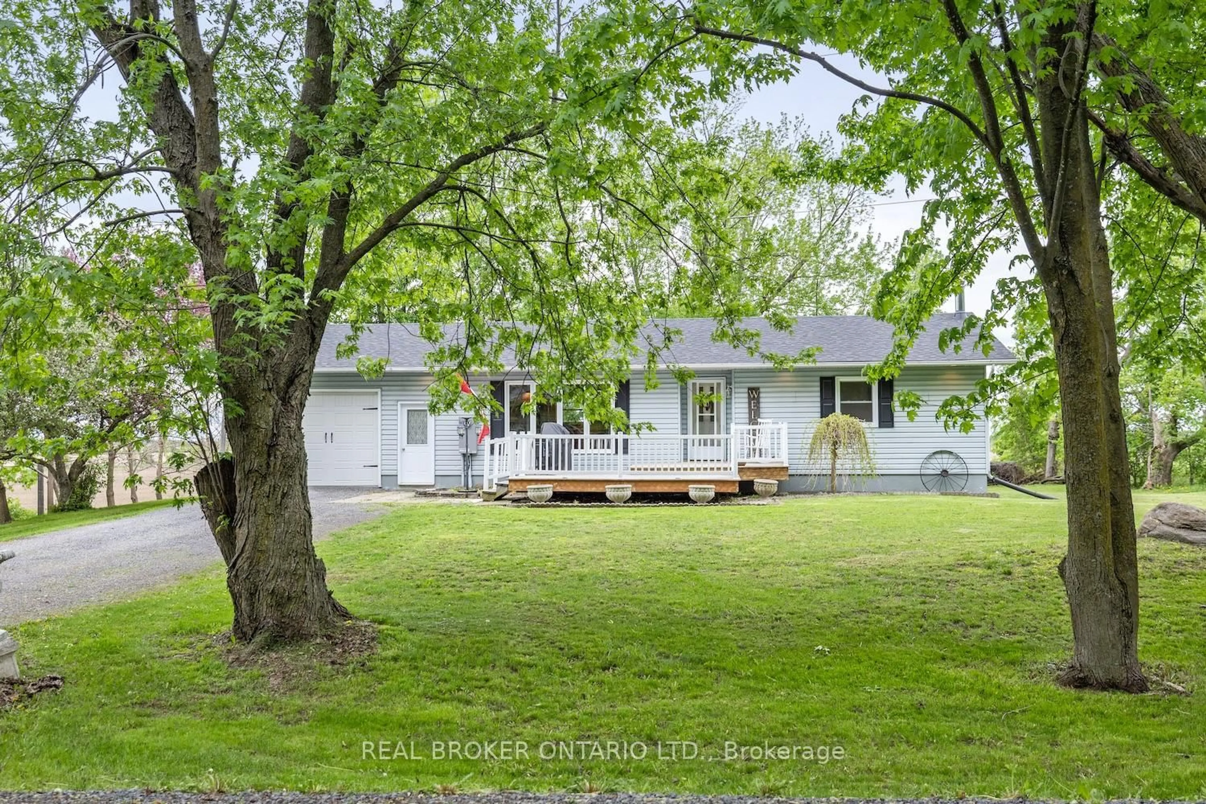 A pic from outside/outdoor area/front of a property/back of a property/a pic from drone, street for 11590 MCINTOSH Rd, North Dundas Ontario K0E 1J0