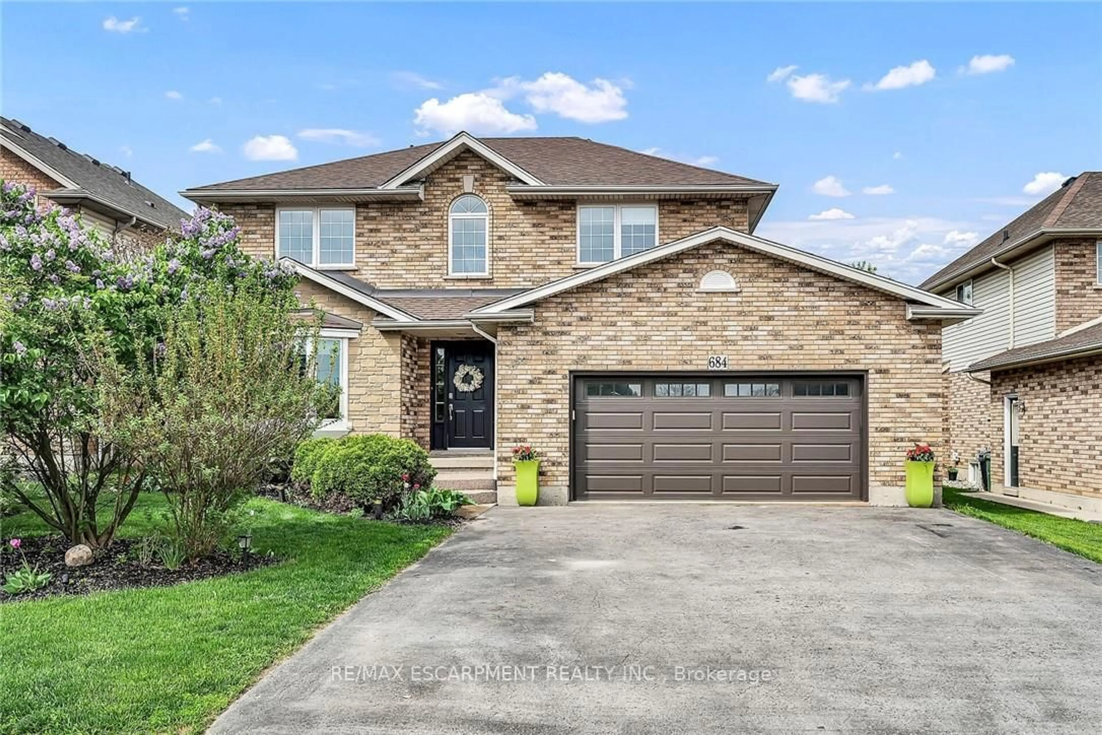Home with brick exterior material, street for 684 UPPER HORNING Rd, Hamilton Ontario L9C 7R3