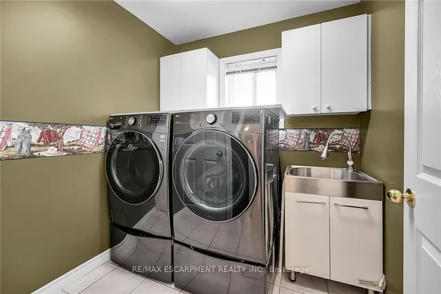 Additional property image - 684 UPPER HORNING Rd