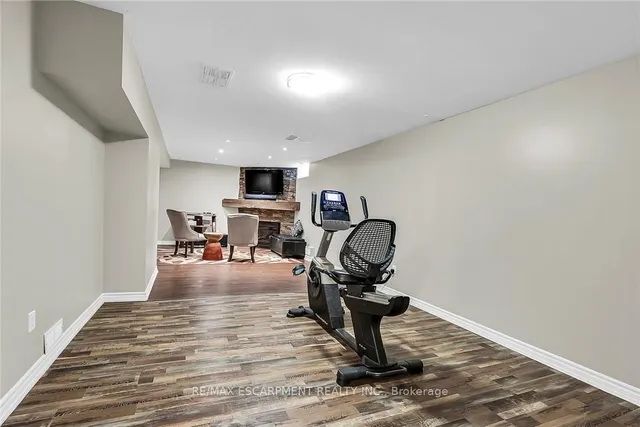 Additional property image - 684 UPPER HORNING Rd