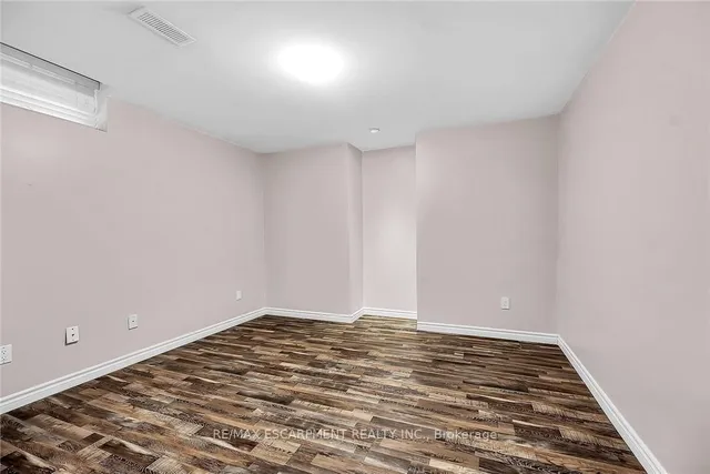 Additional property image - 684 UPPER HORNING Rd