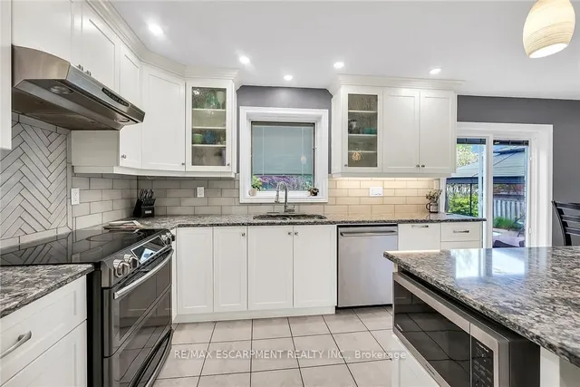 Additional property image - 684 UPPER HORNING Rd