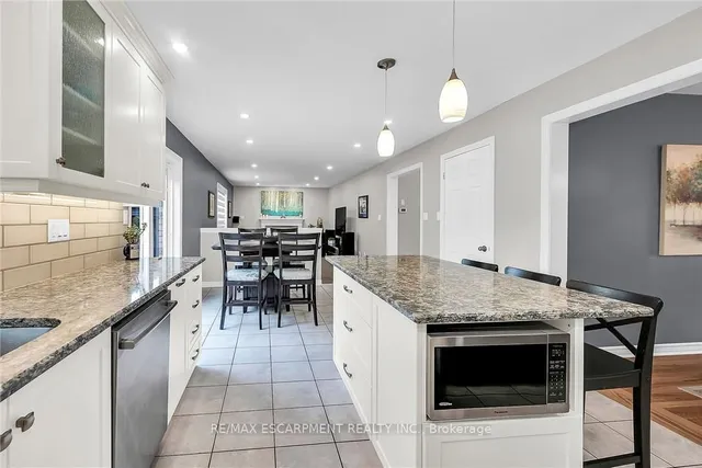 Additional property image - 684 UPPER HORNING Rd
