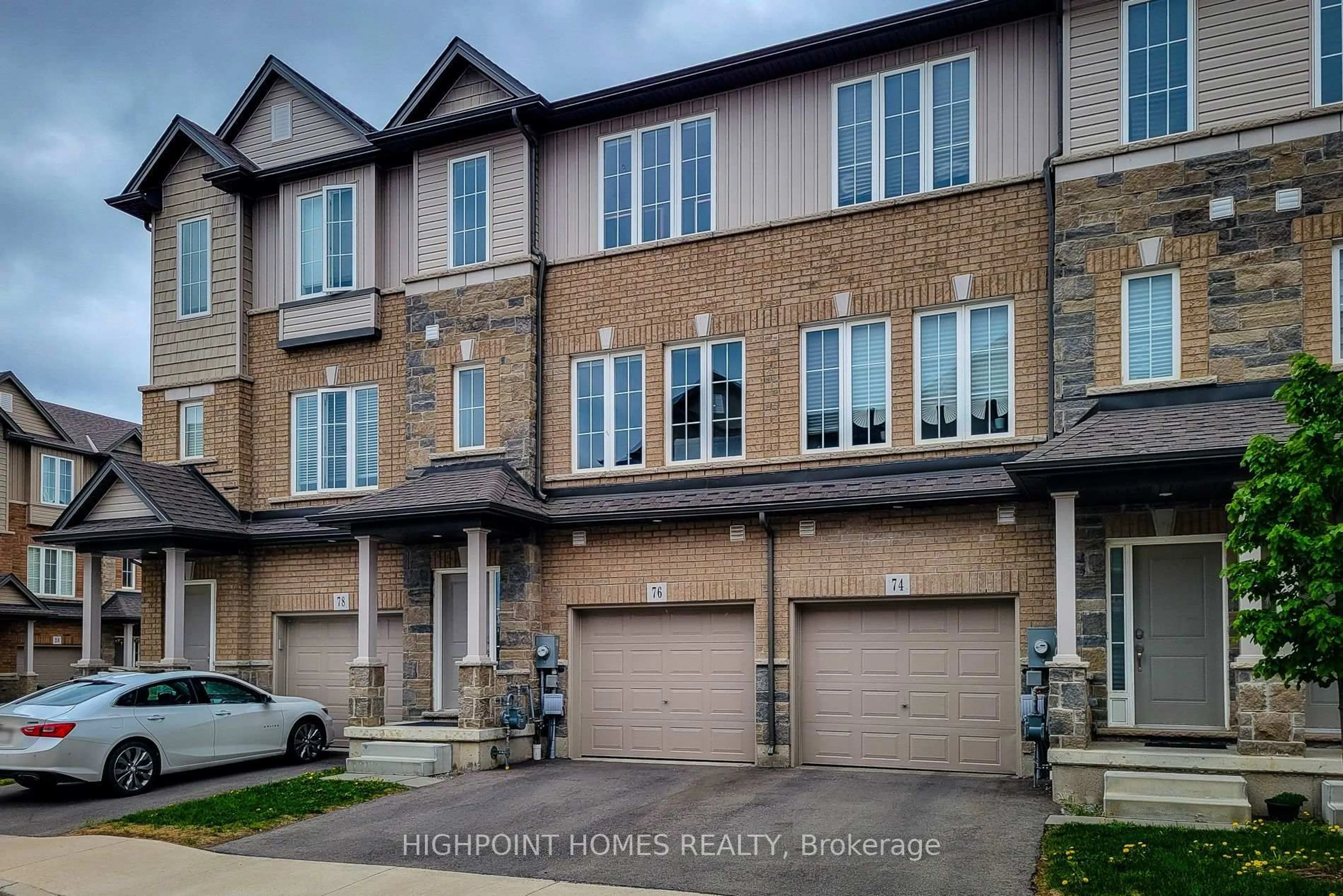 Unknown for 76 Aquarius Cres, Hamilton Ontario L0R 1P0