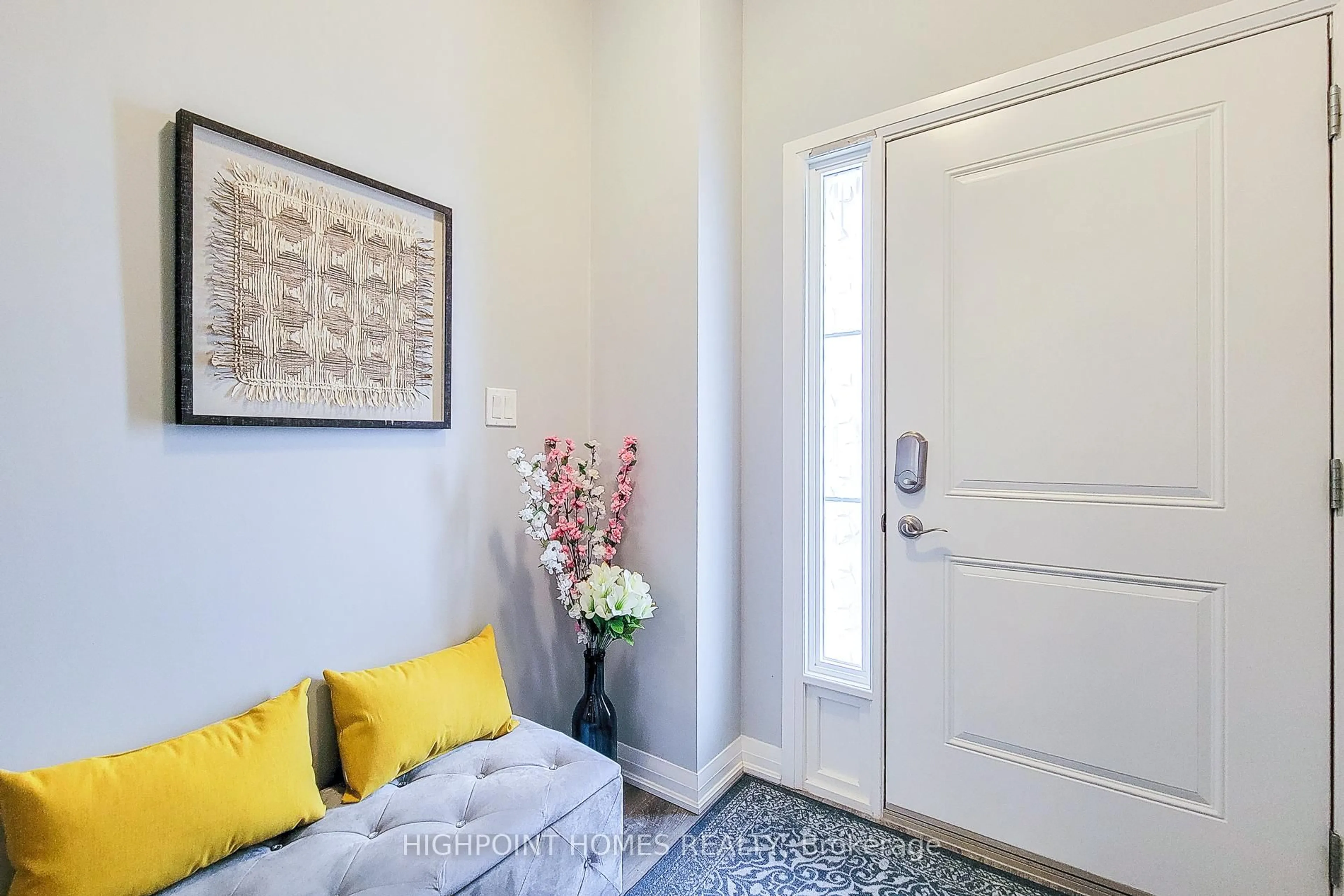 Indoor entryway for 76 Aquarius Cres, Hamilton Ontario L0R 1P0